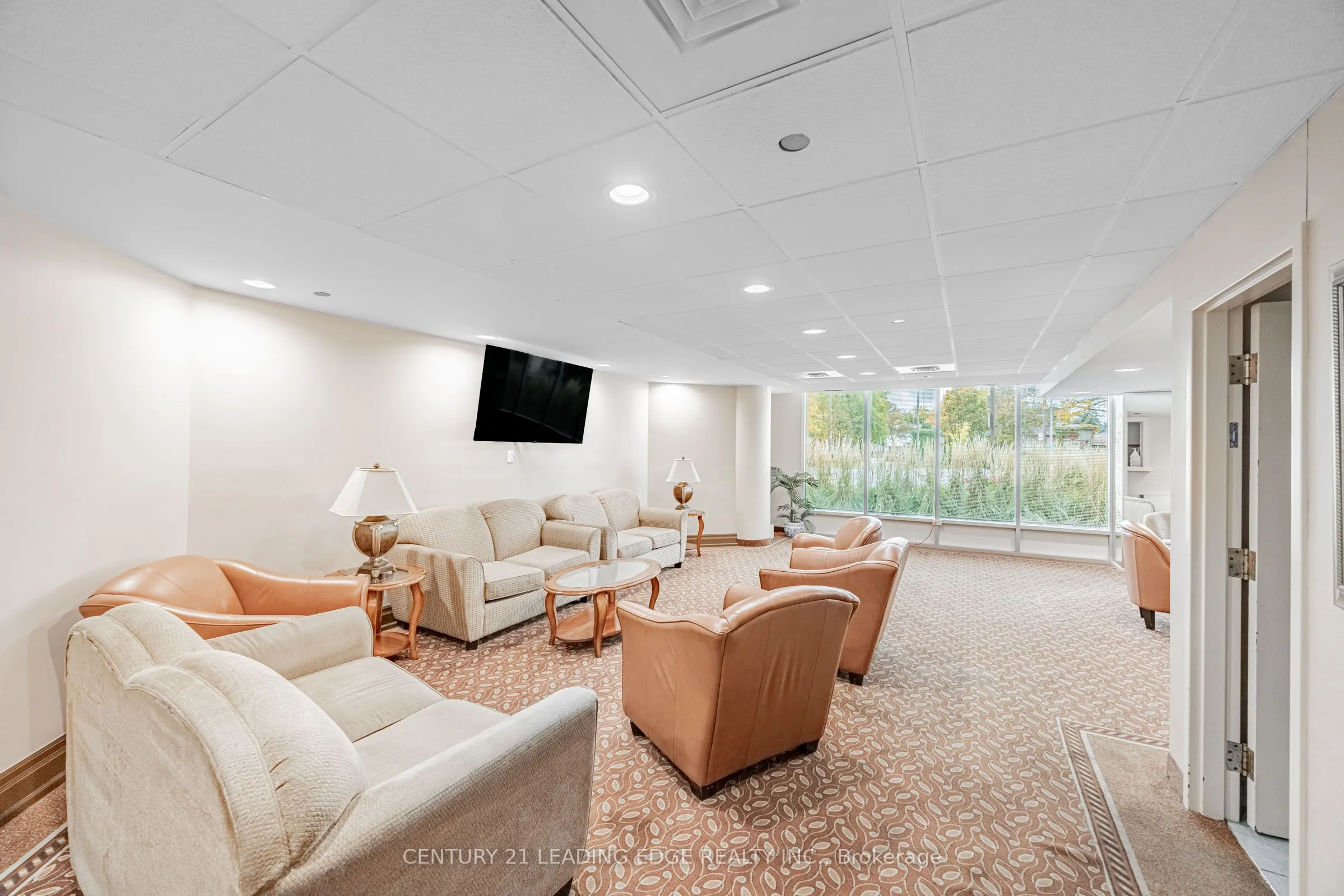 310 Mill Street S, #401