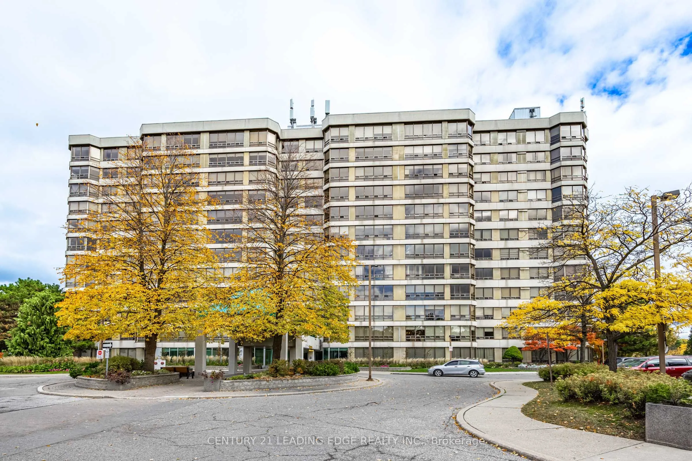 310 Mill Street S, #401