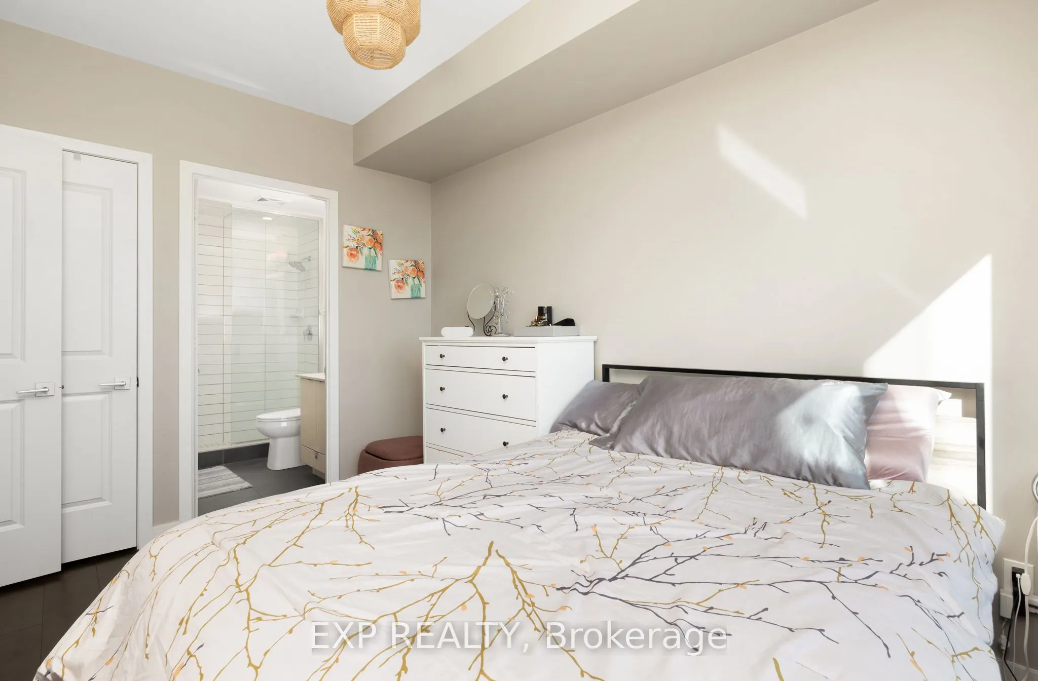 4655 Glen Erin Drive, #706