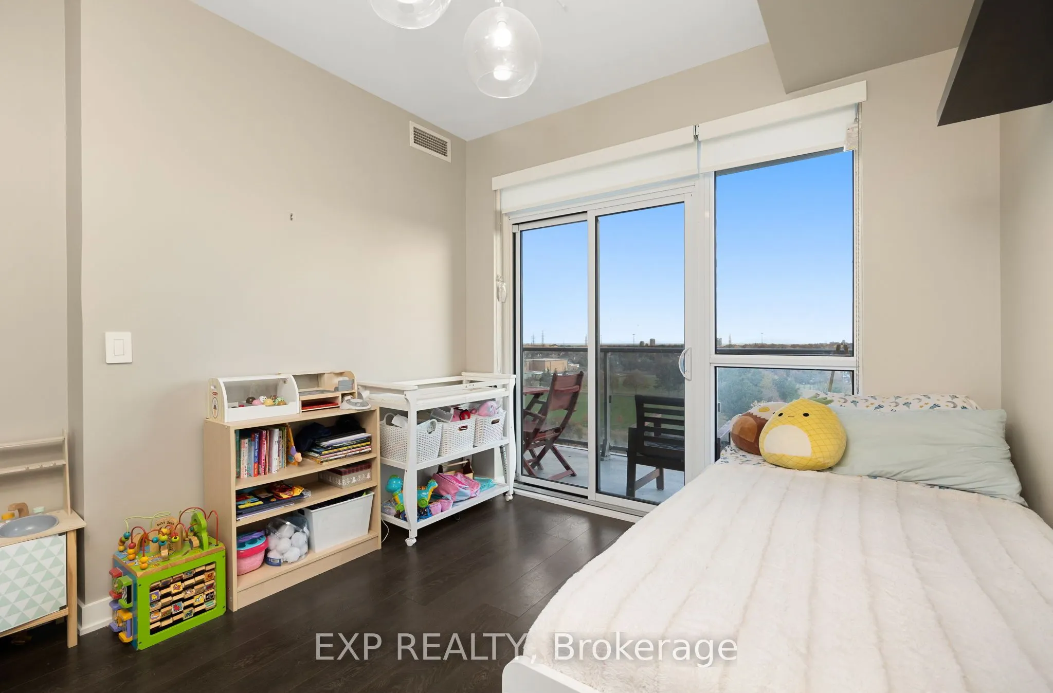 4655 Glen Erin Drive, #706