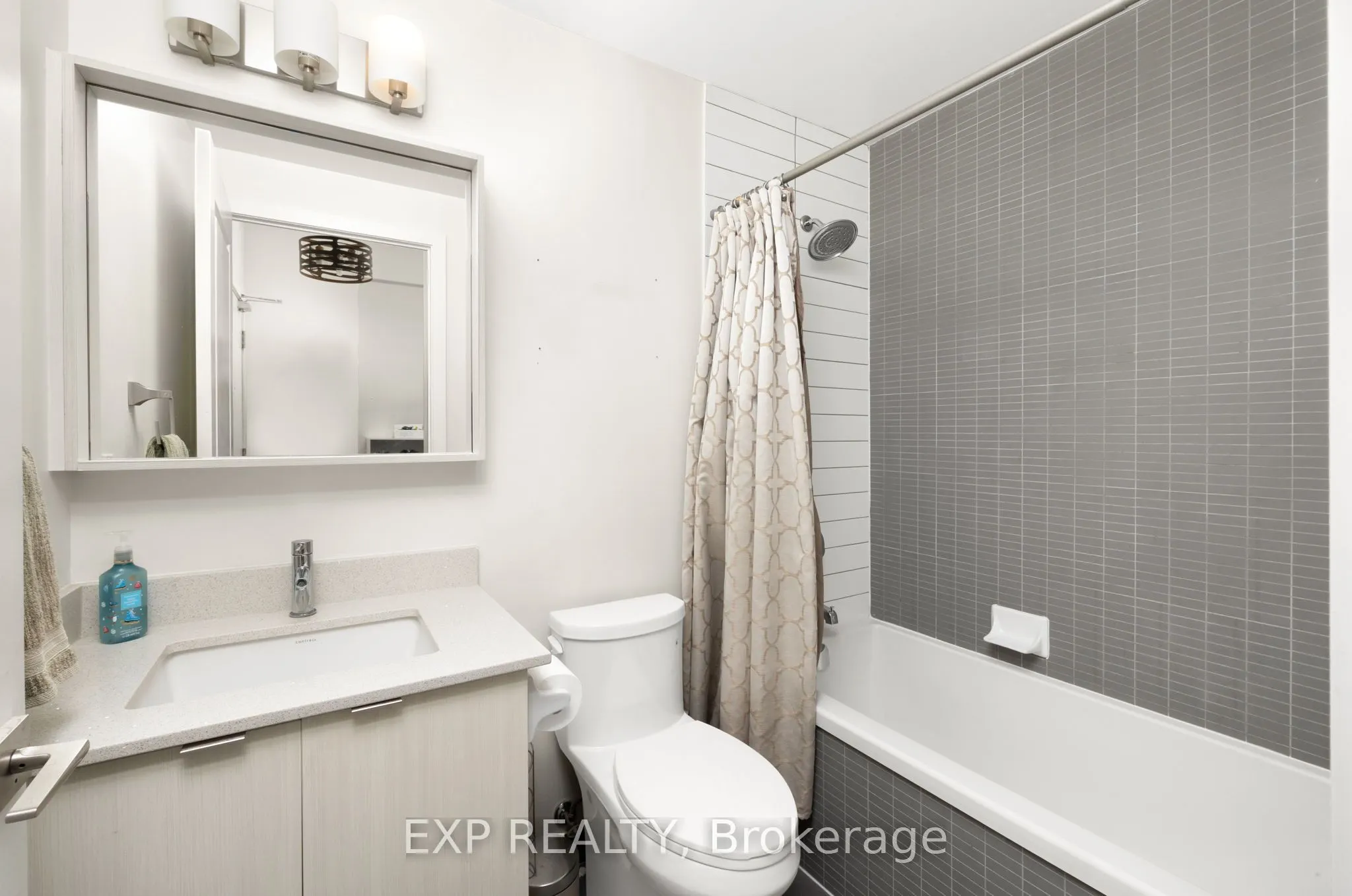 4655 Glen Erin Drive, #706