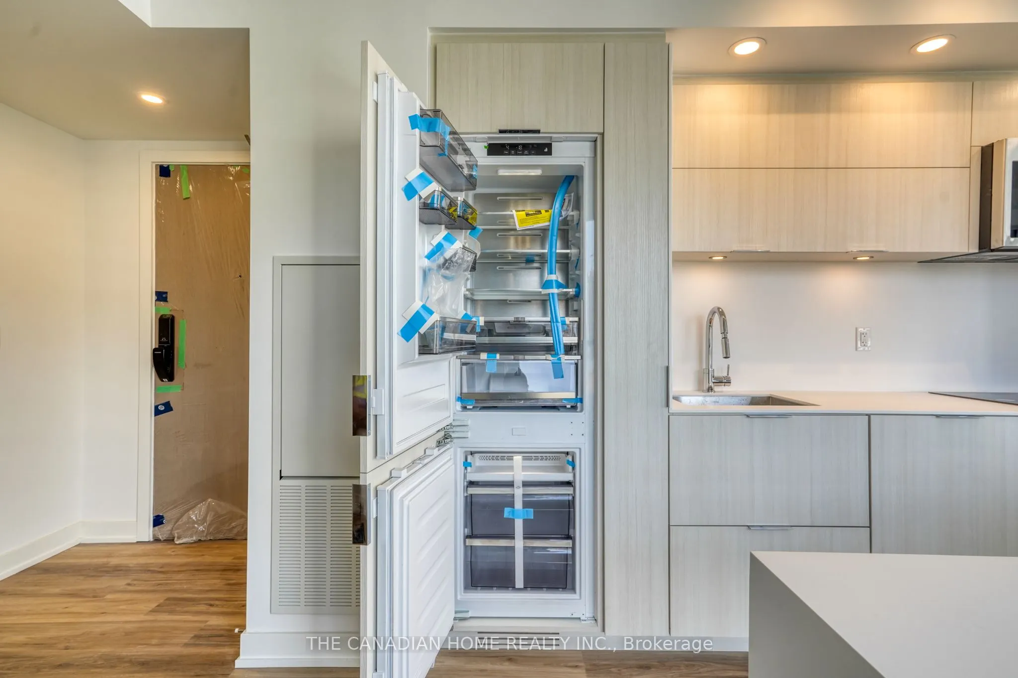 370 Martha Street, #511