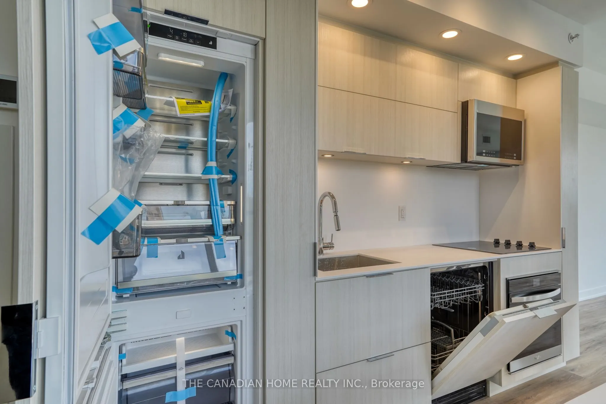 370 Martha Street, #511