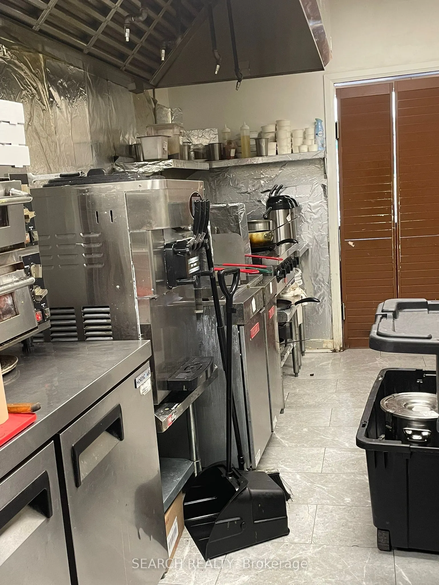 143 Clarence Street, #2