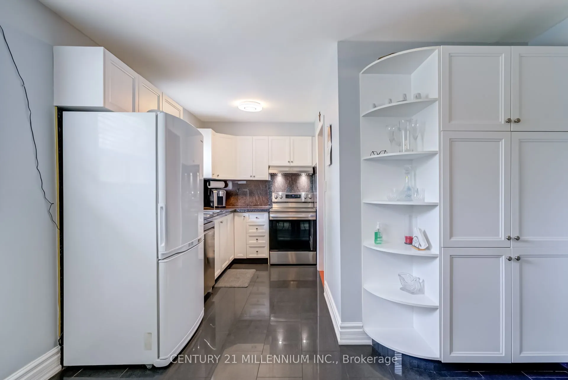 10 Greenwood Crescent