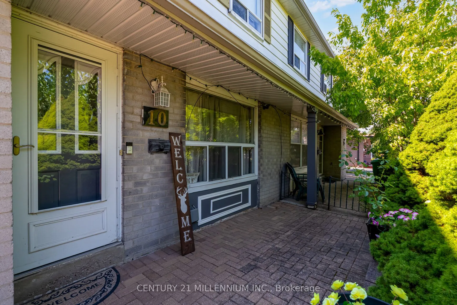 10 Greenwood Crescent