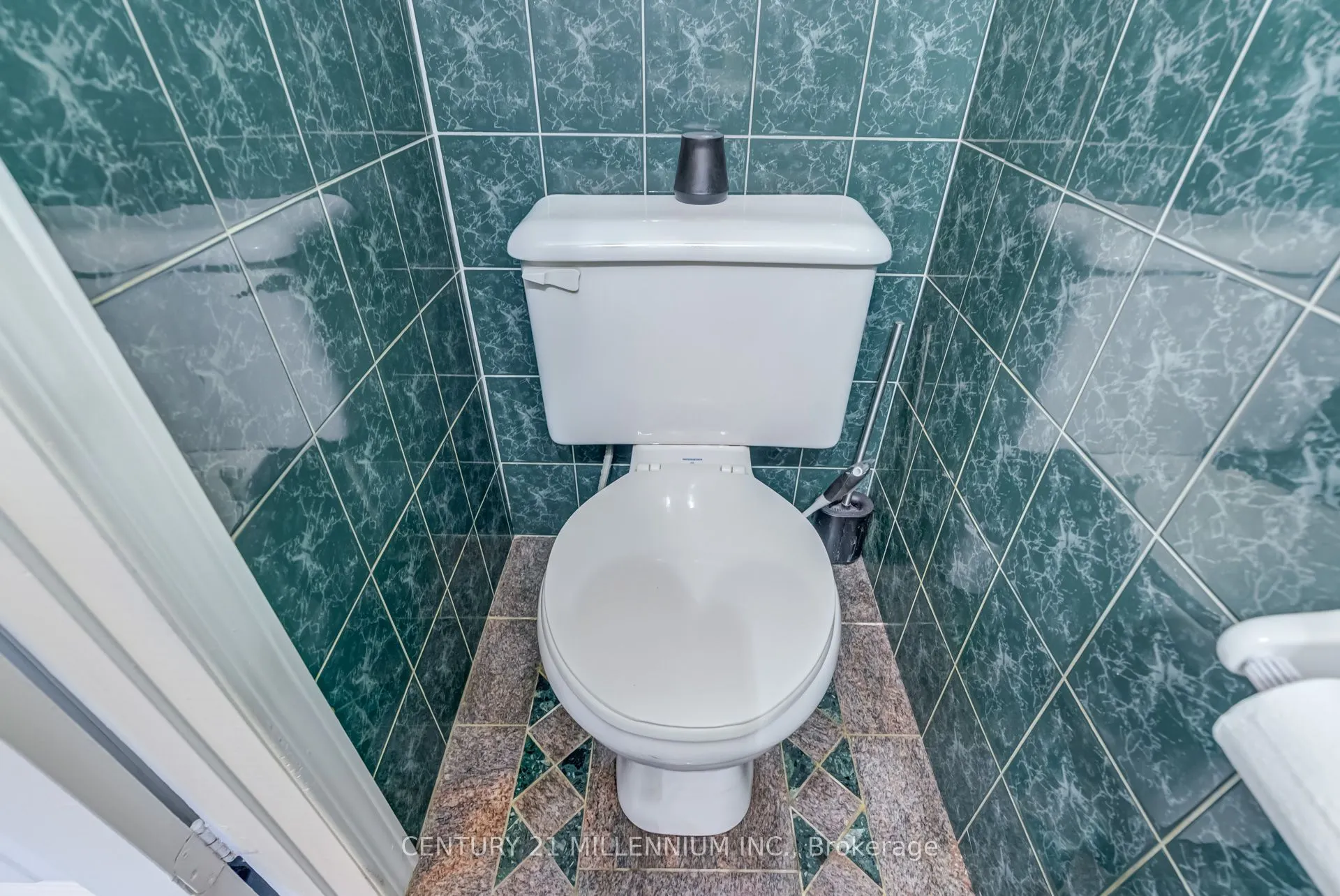 10 Greenwood Crescent