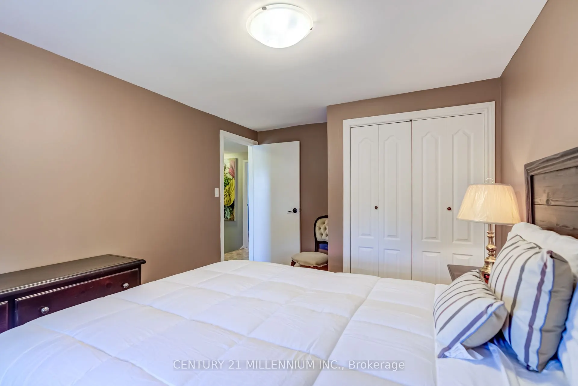 10 Greenwood Crescent