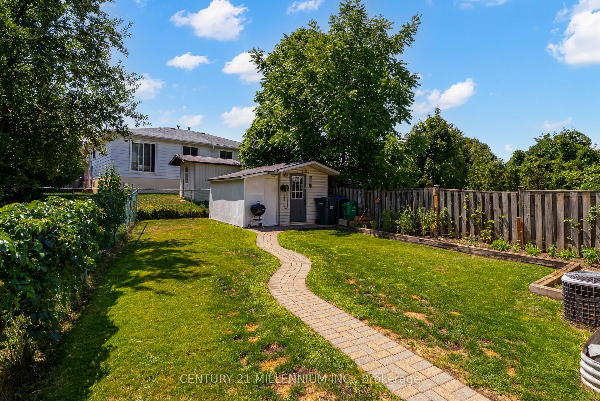 10 Greenwood Crescent