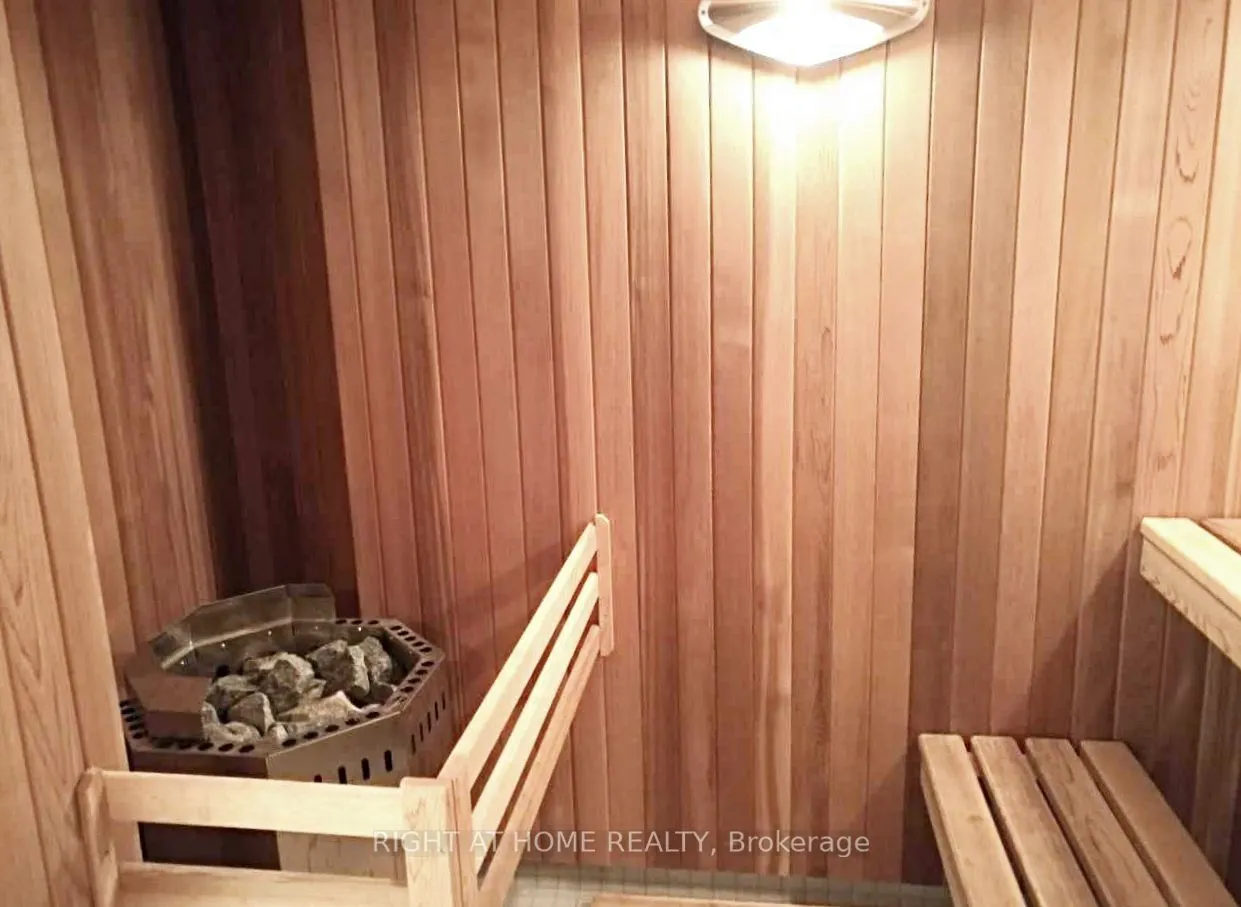 56 Annie Craig Drive, #1402