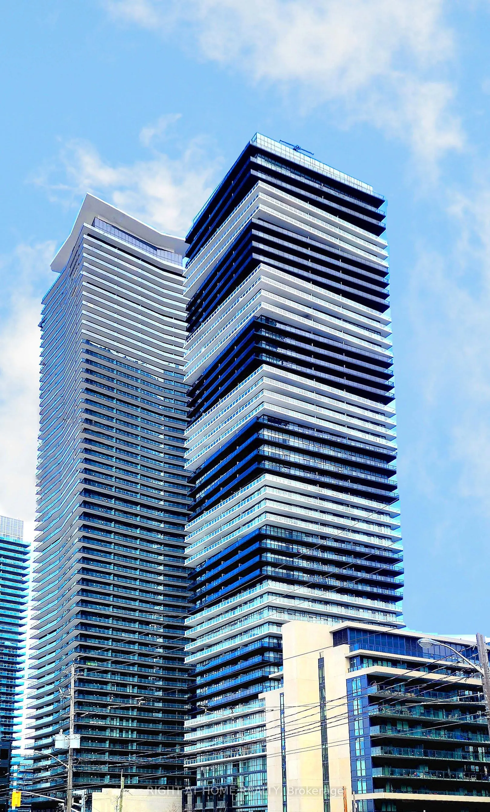 56 Annie Craig Drive, #1402