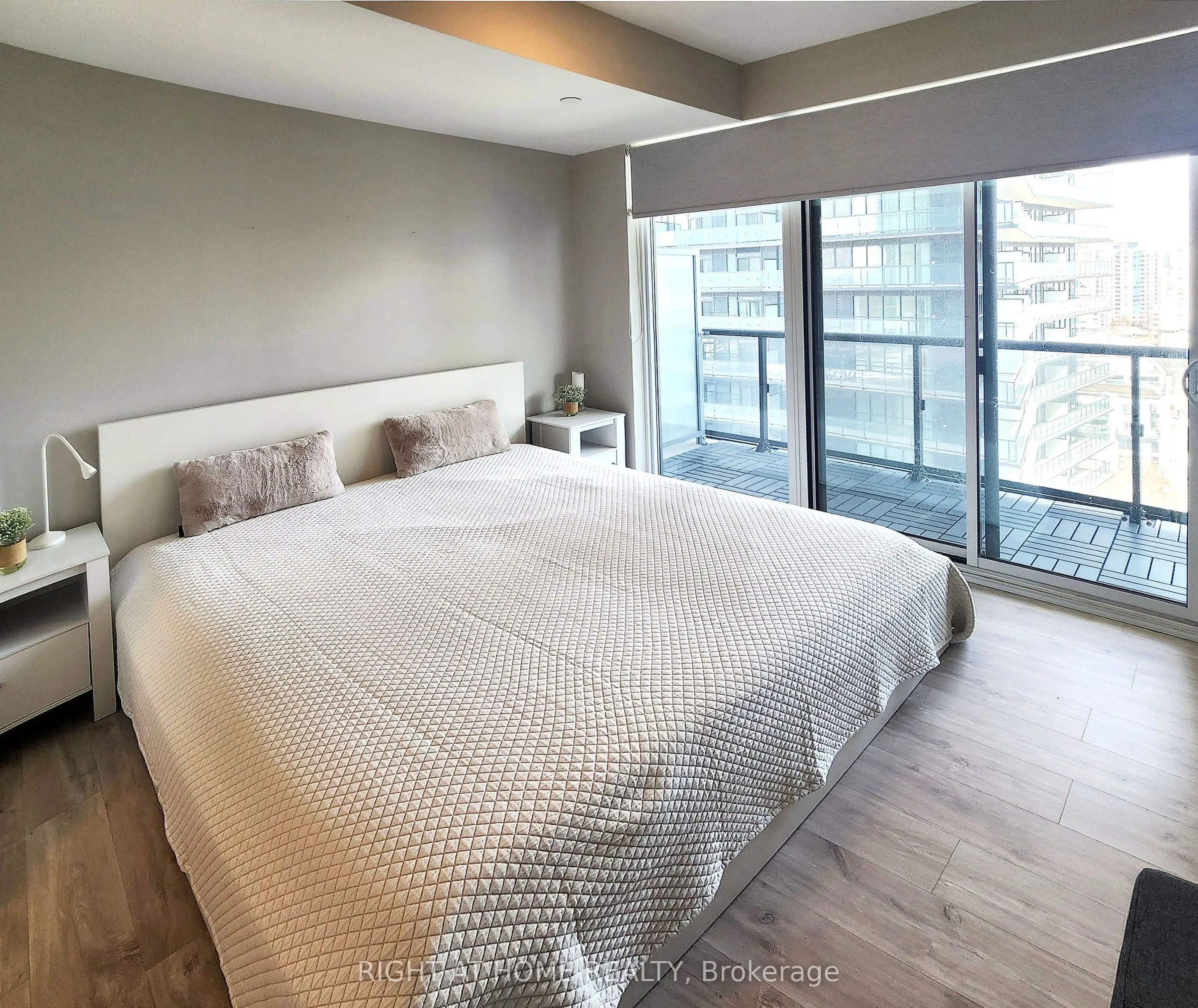 56 Annie Craig Drive, #1402