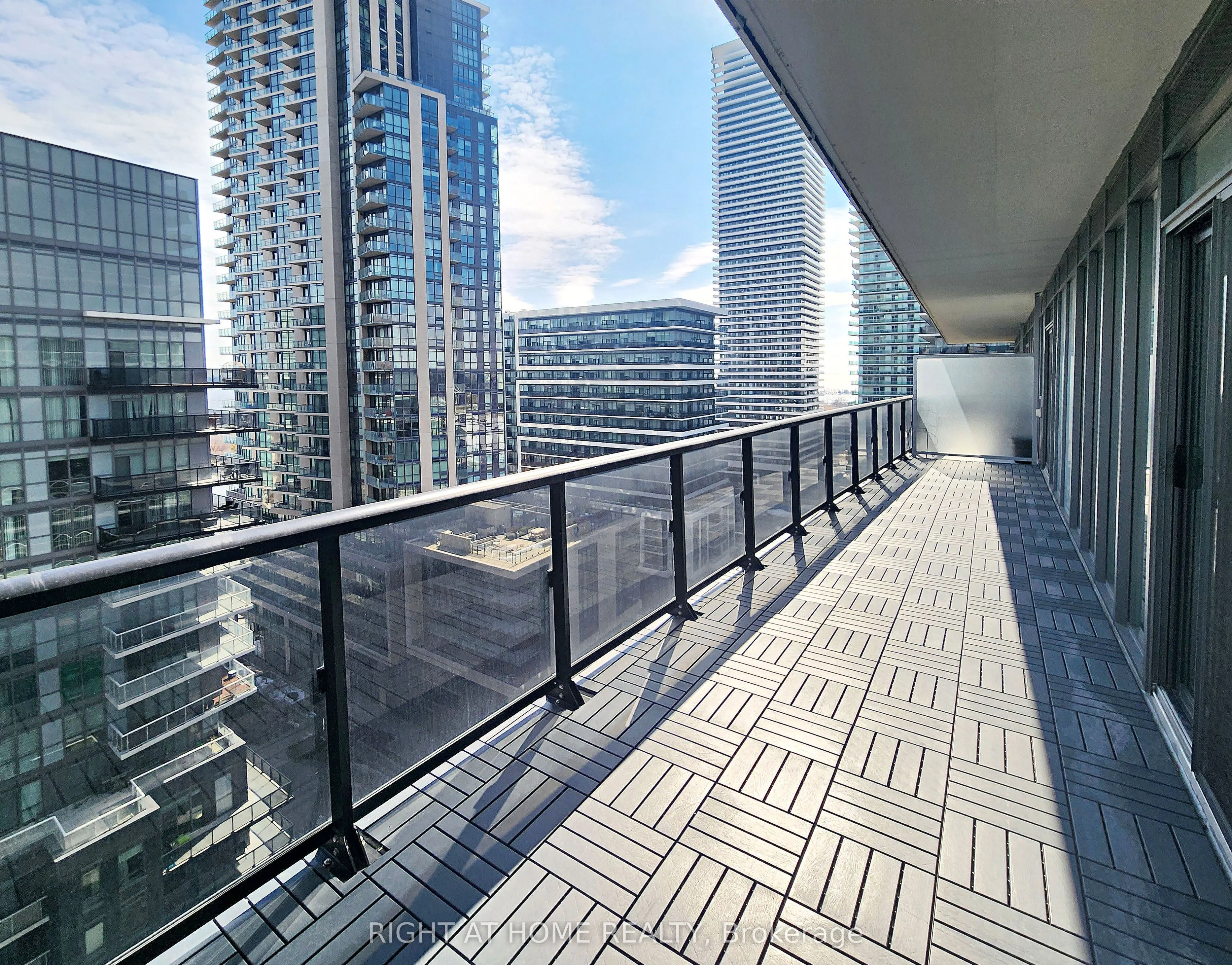 56 Annie Craig Drive, #1402