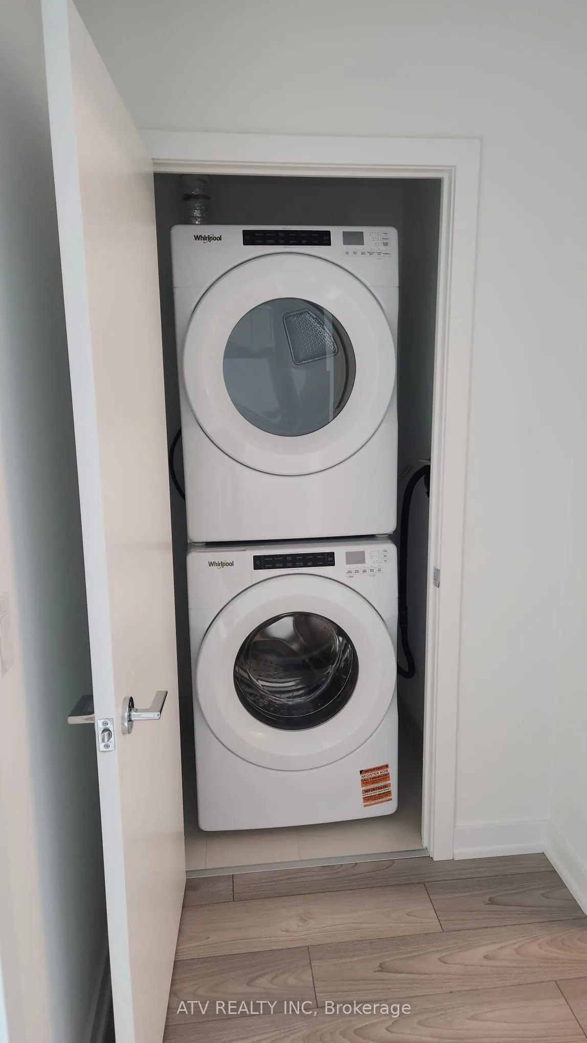 1007 The Queensway, #417