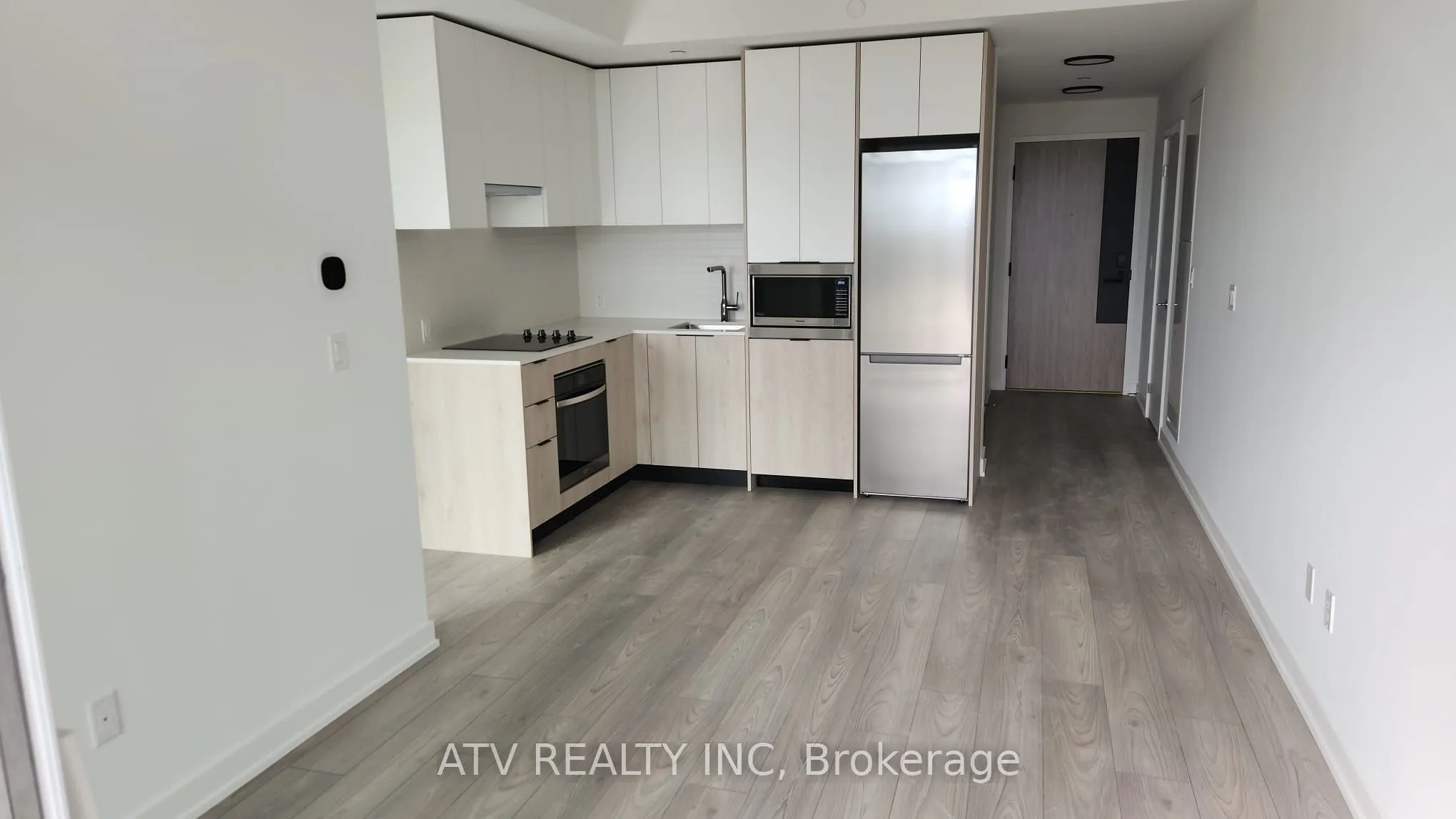 1007 The Queensway, #417