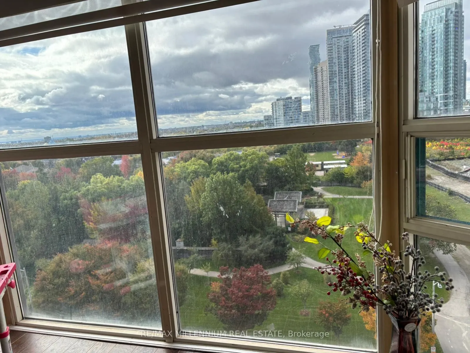 285 Enfield Place, ##1108