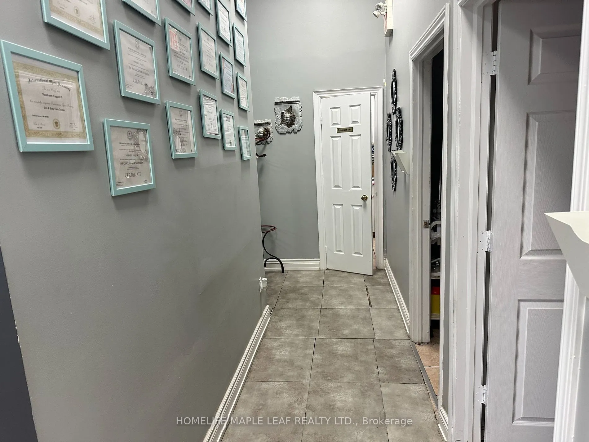 60 Dundas Street E, #8