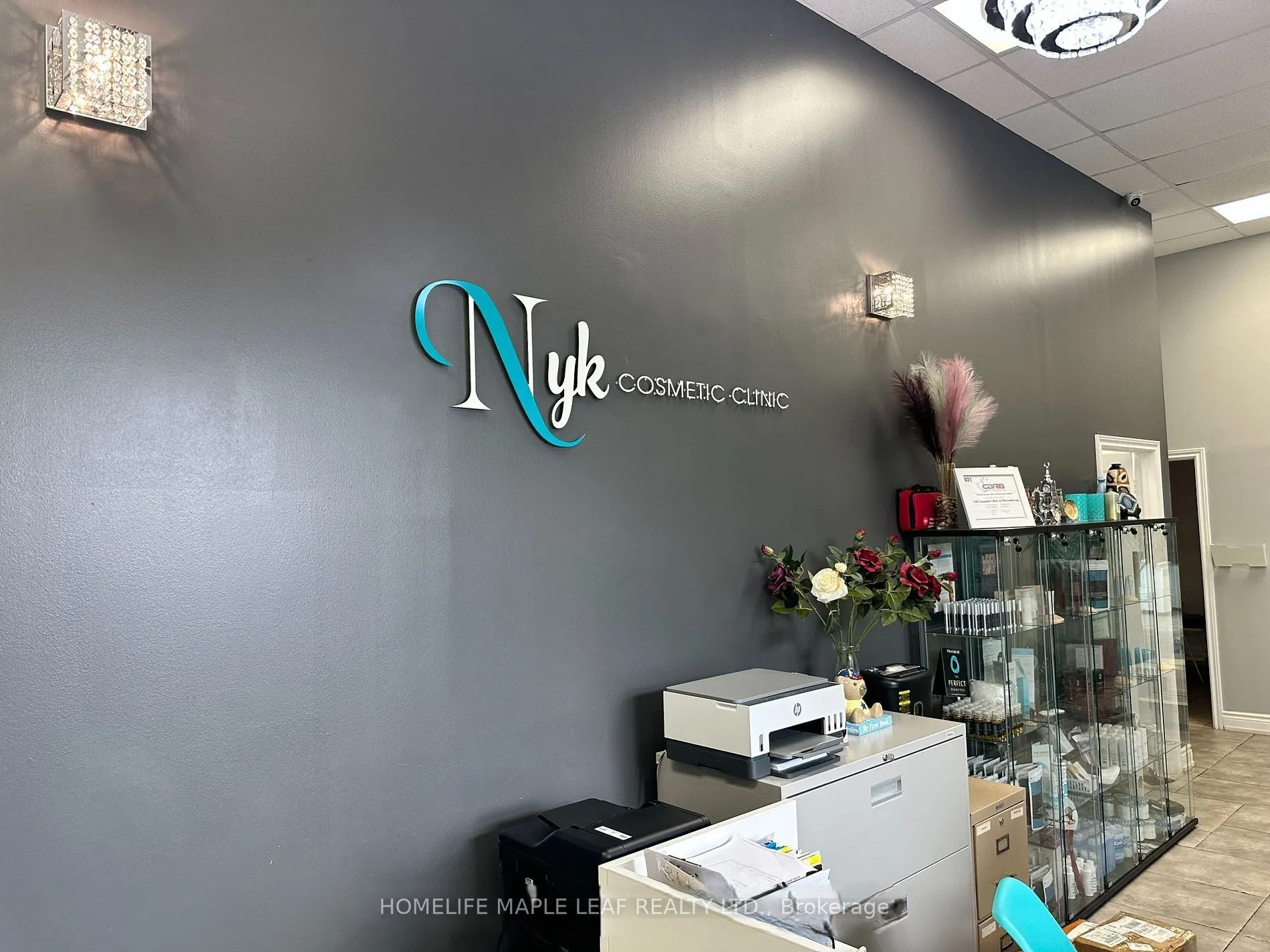 60 Dundas Street E, #8