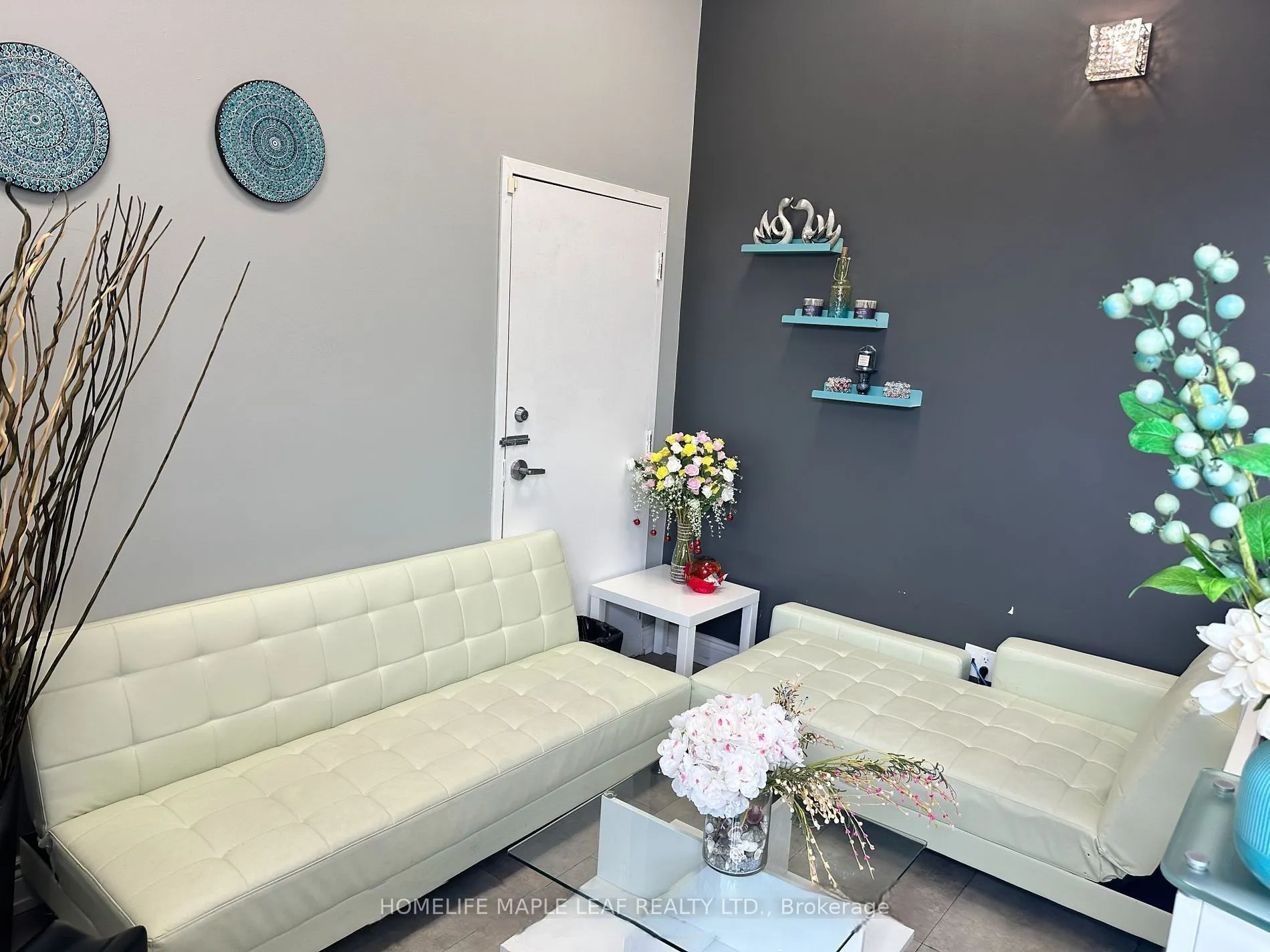 60 Dundas Street E, #8