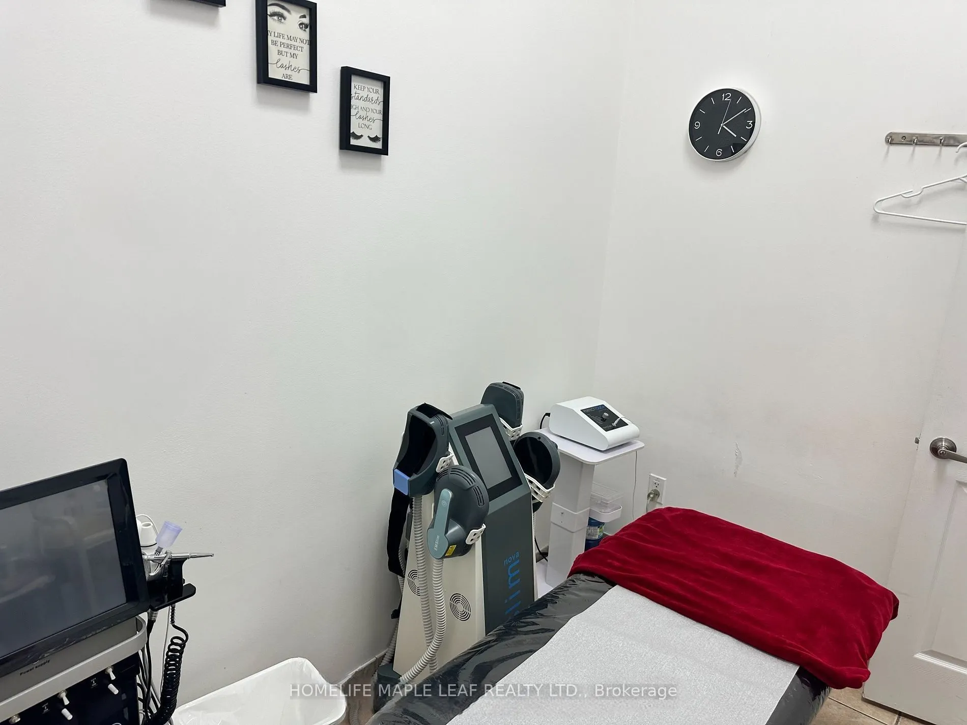 60 Dundas Street E, #8