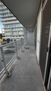 65 Speers Road, #208