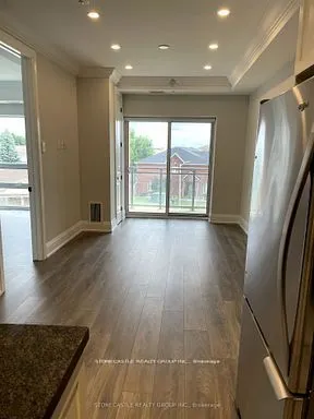 4040 Upper Middle Road, #323