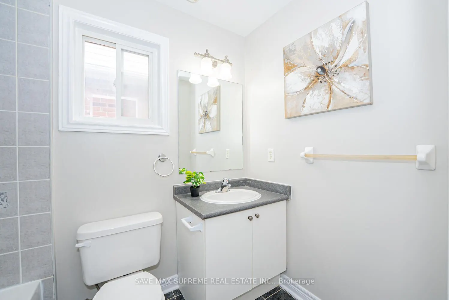 74 Ridgemore Crescent