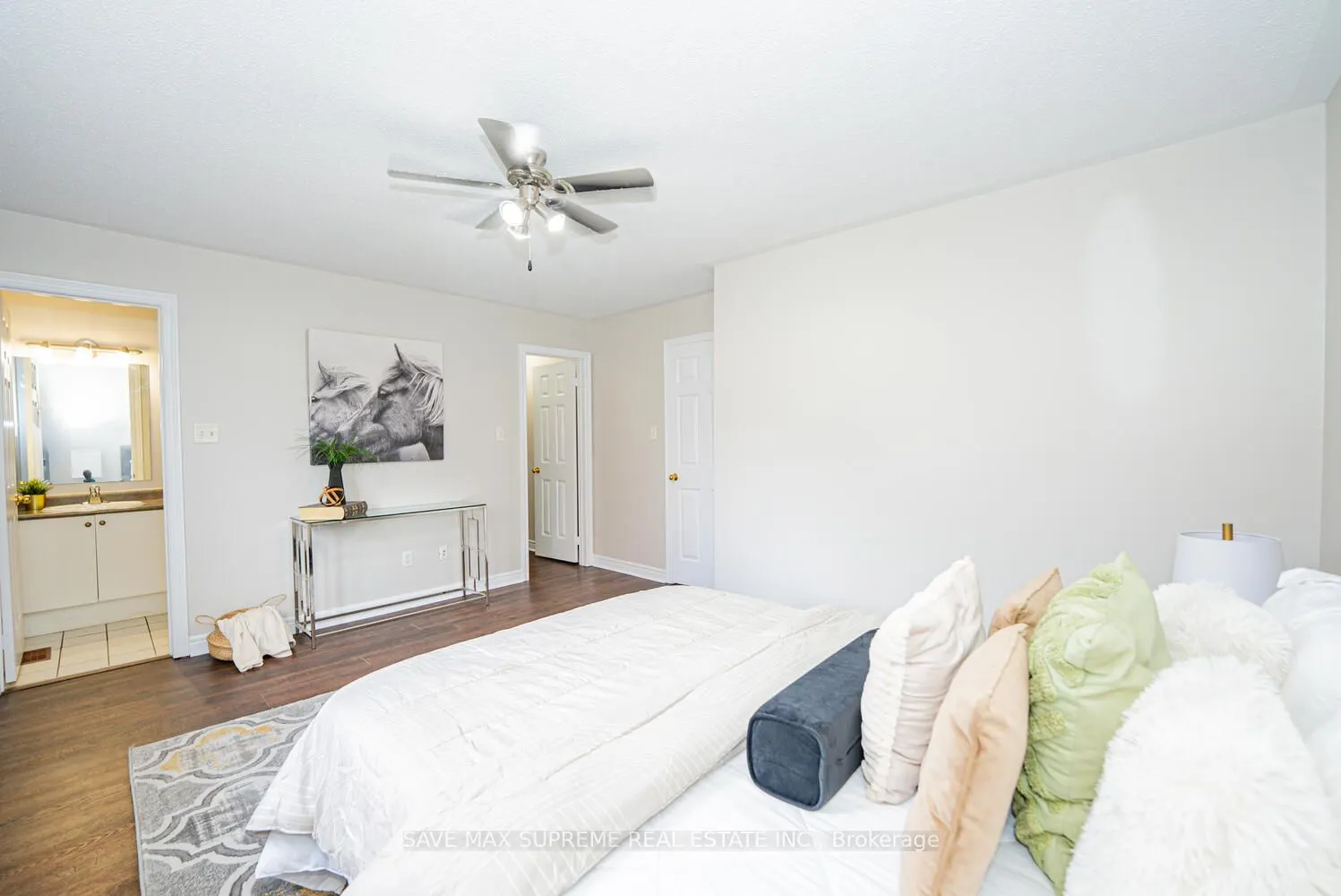 74 Ridgemore Crescent