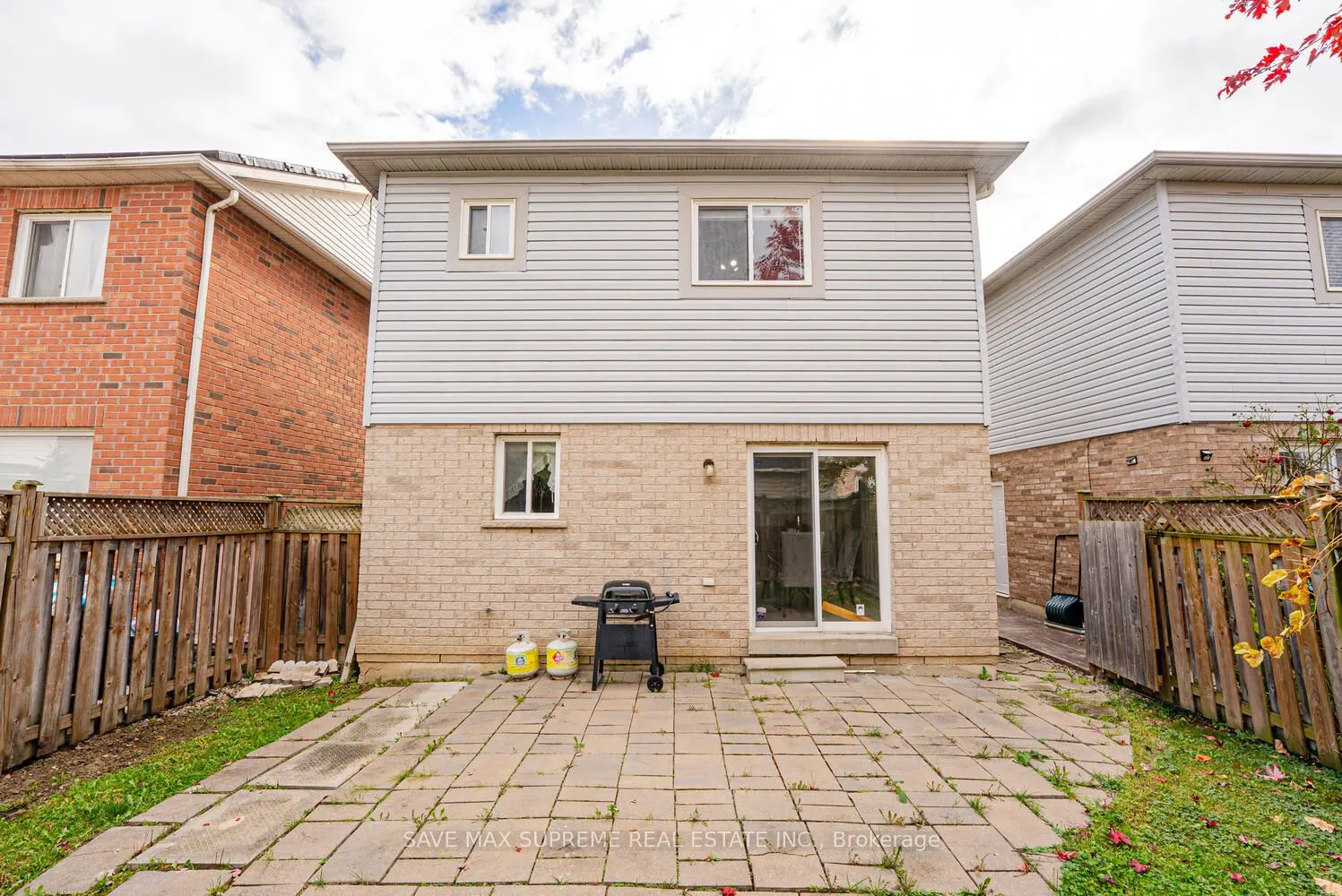 74 Ridgemore Crescent