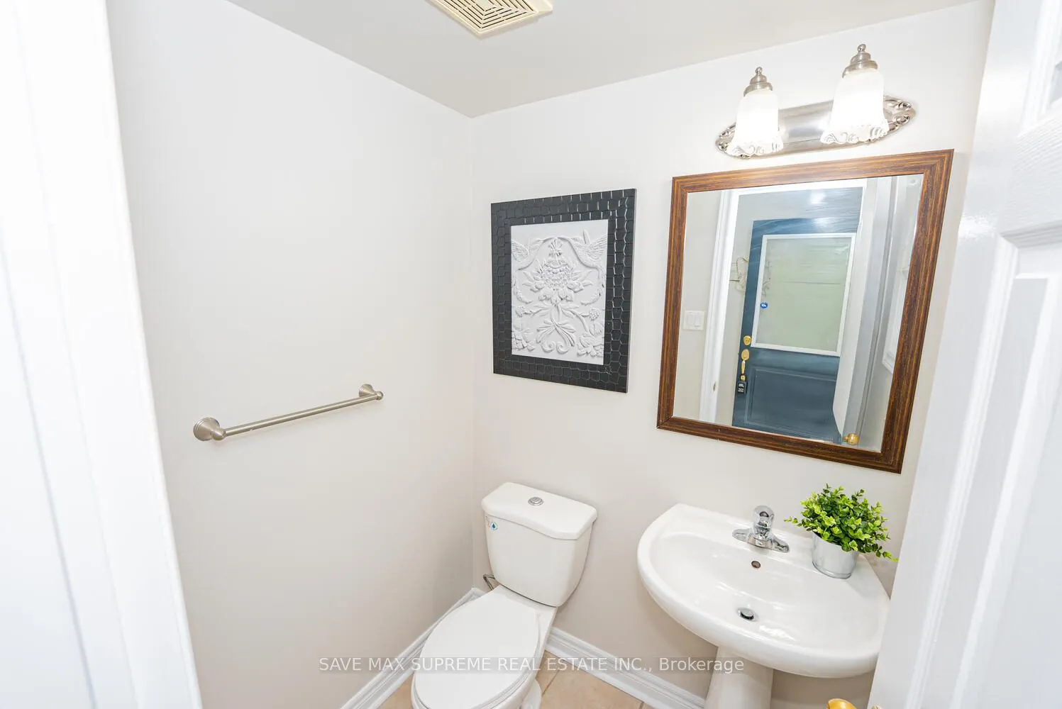 74 Ridgemore Crescent