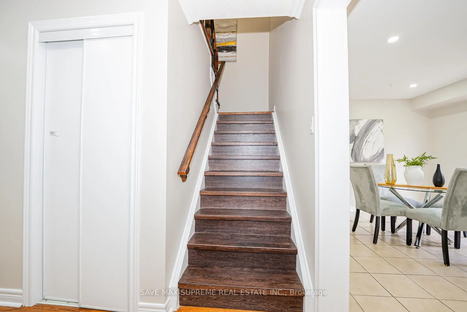 74 Ridgemore Crescent