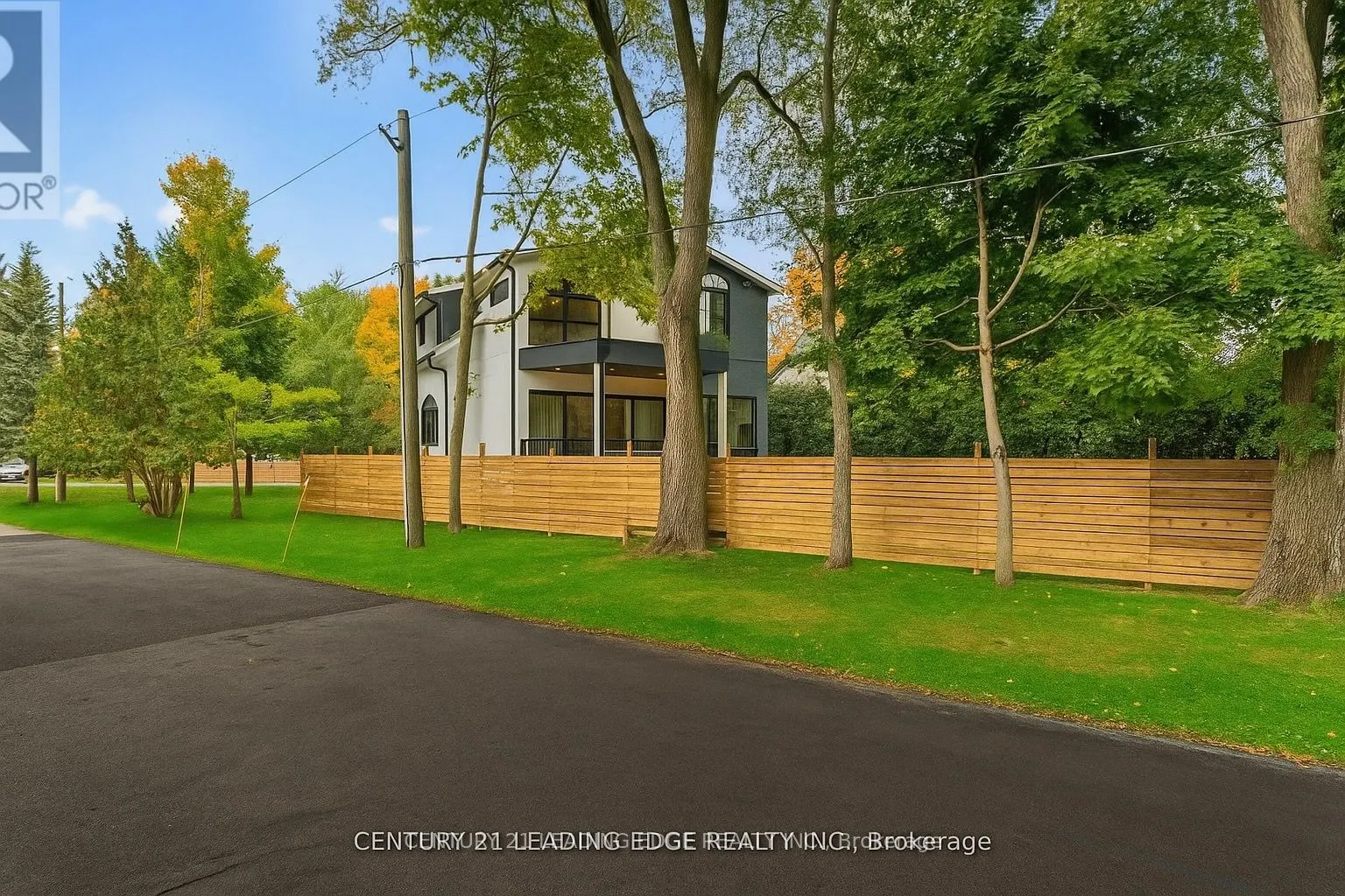 197 Glen Oak Drive N