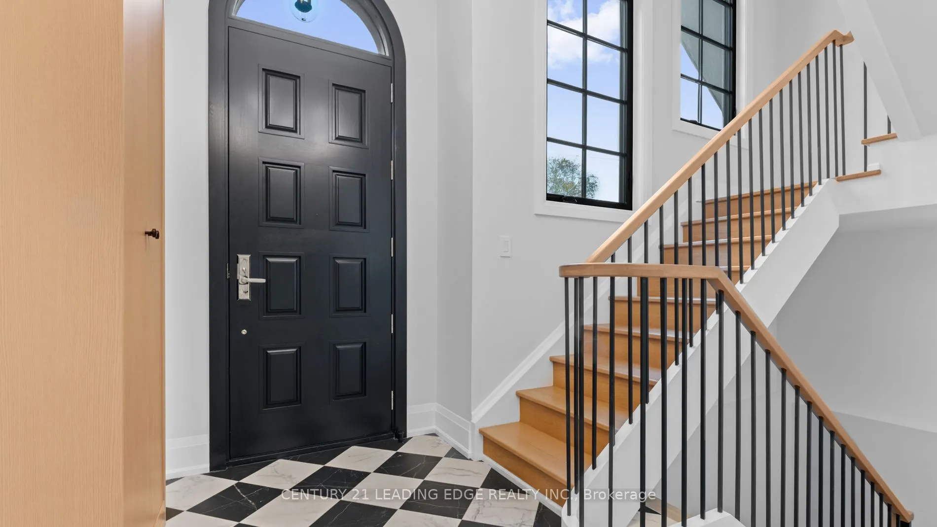 197 Glen Oak Drive N