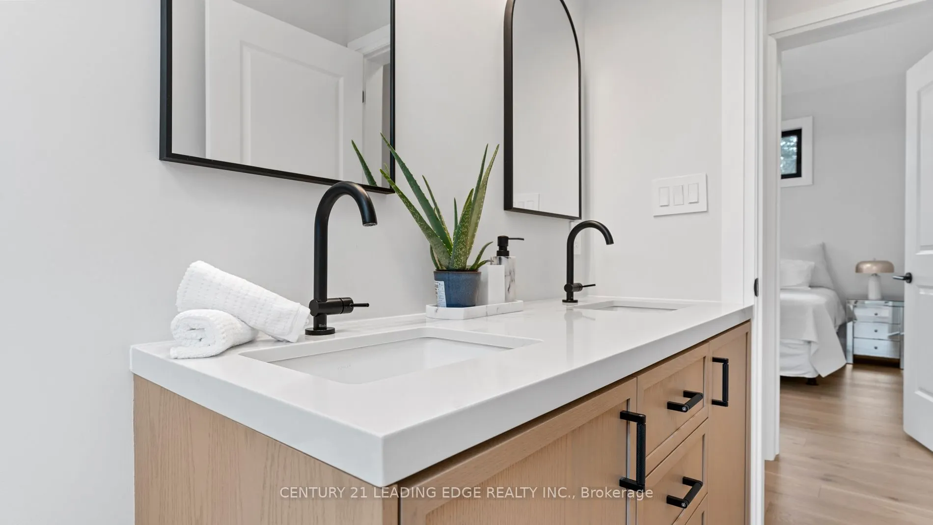 197 Glen Oak Drive N