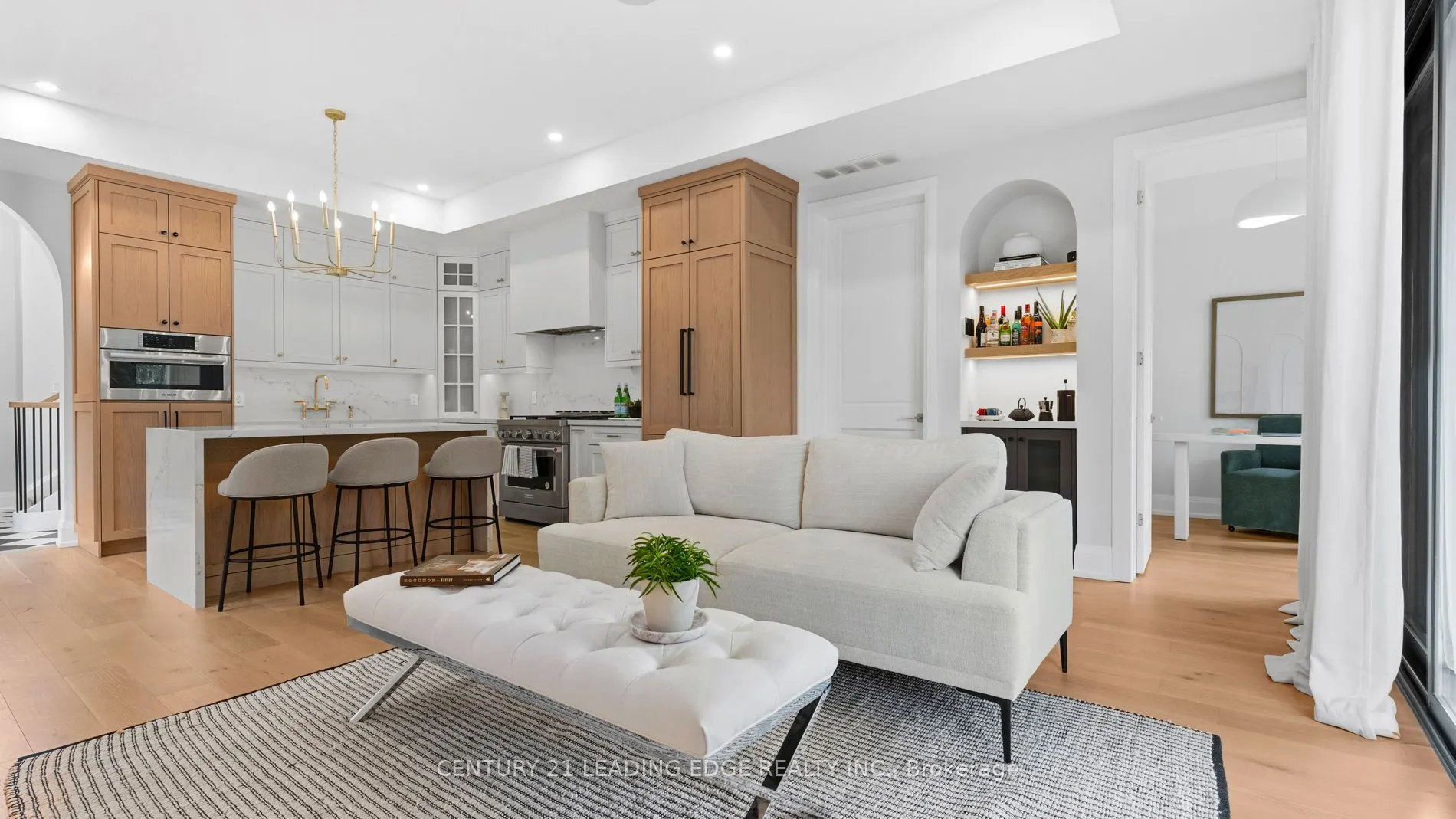 197 Glen Oak Drive N