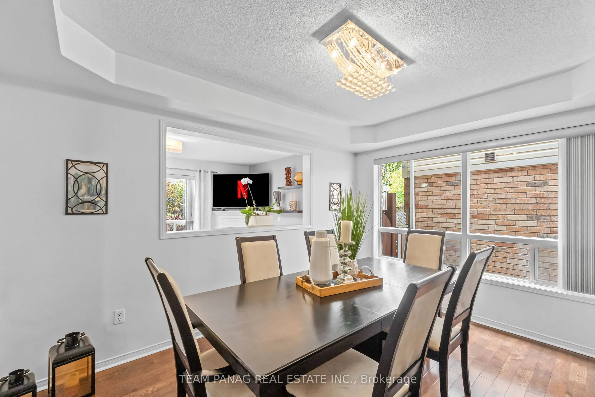 28 Charleswood Circle