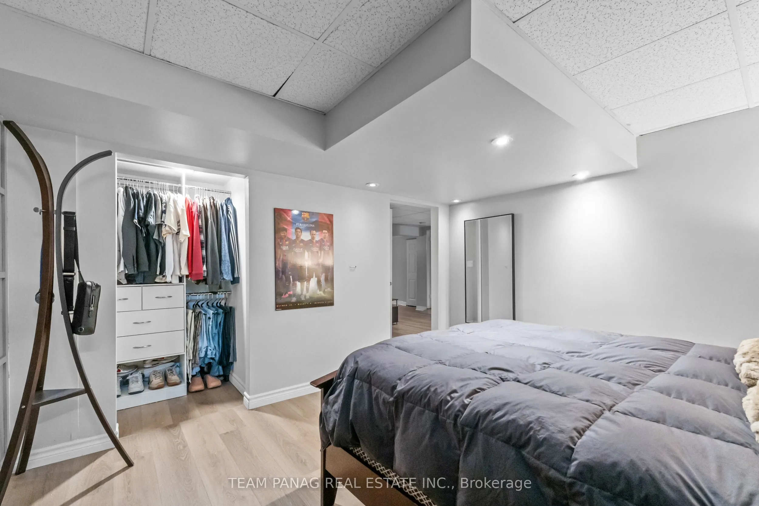 28 Charleswood Circle