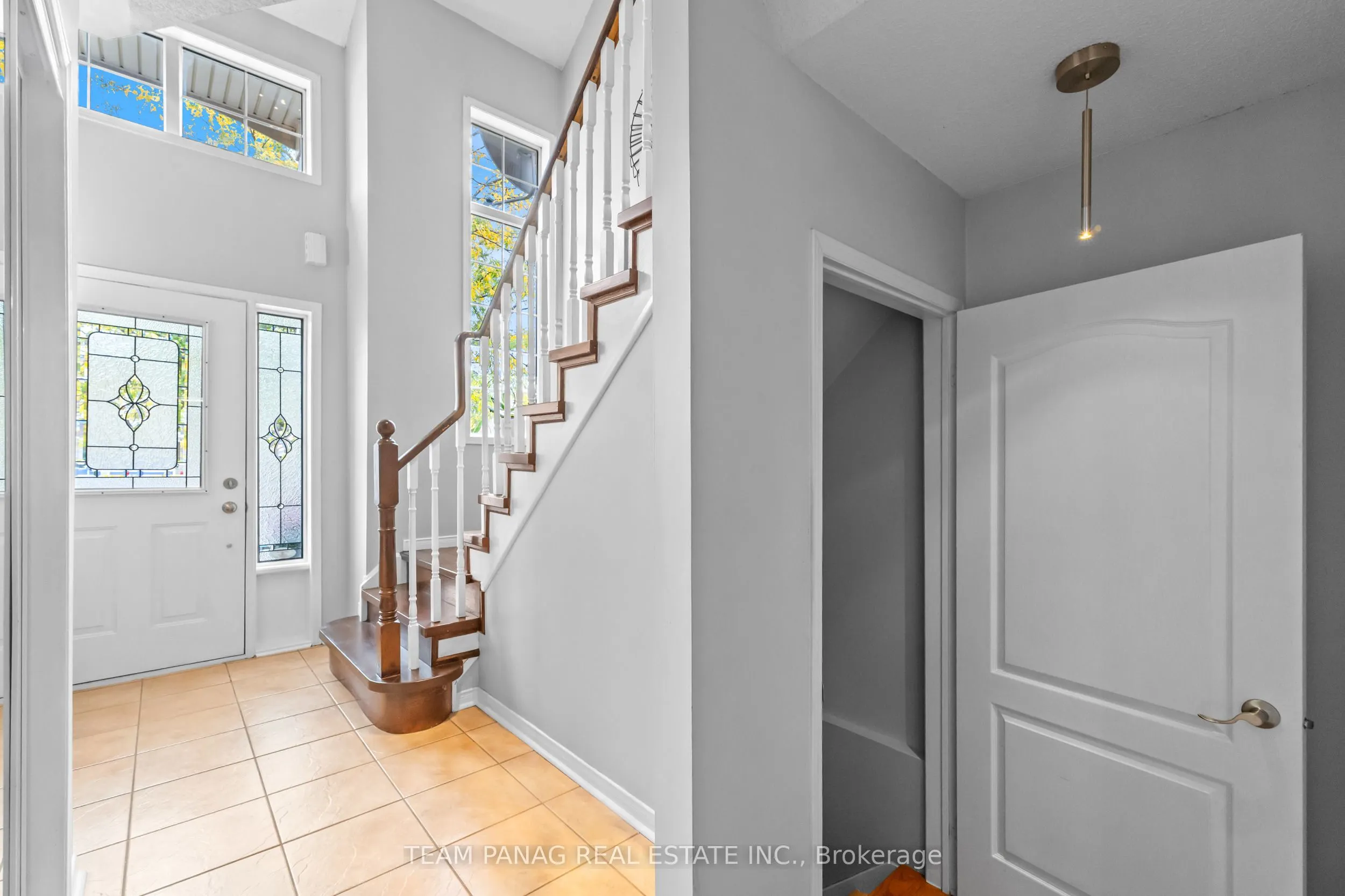 28 Charleswood Circle