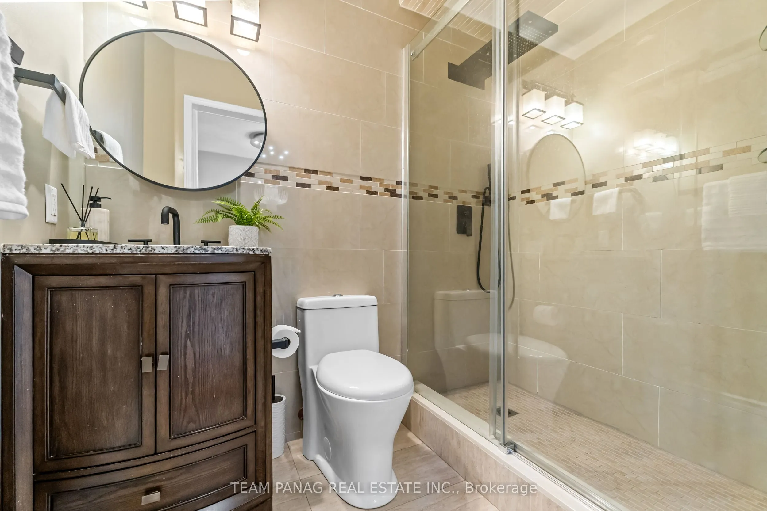 28 Charleswood Circle