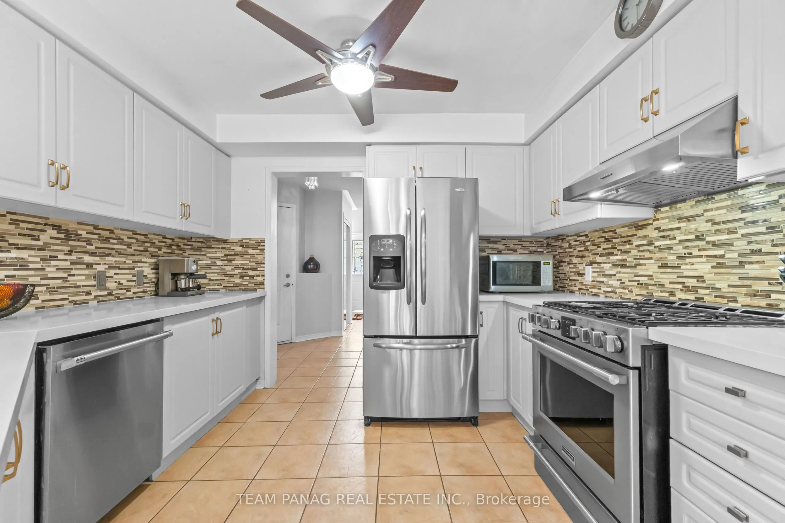 28 Charleswood Circle