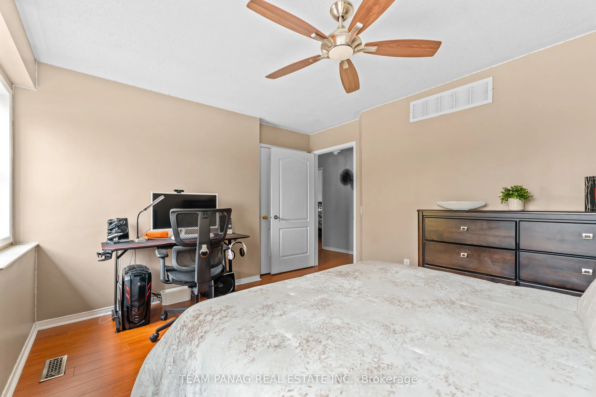 28 Charleswood Circle