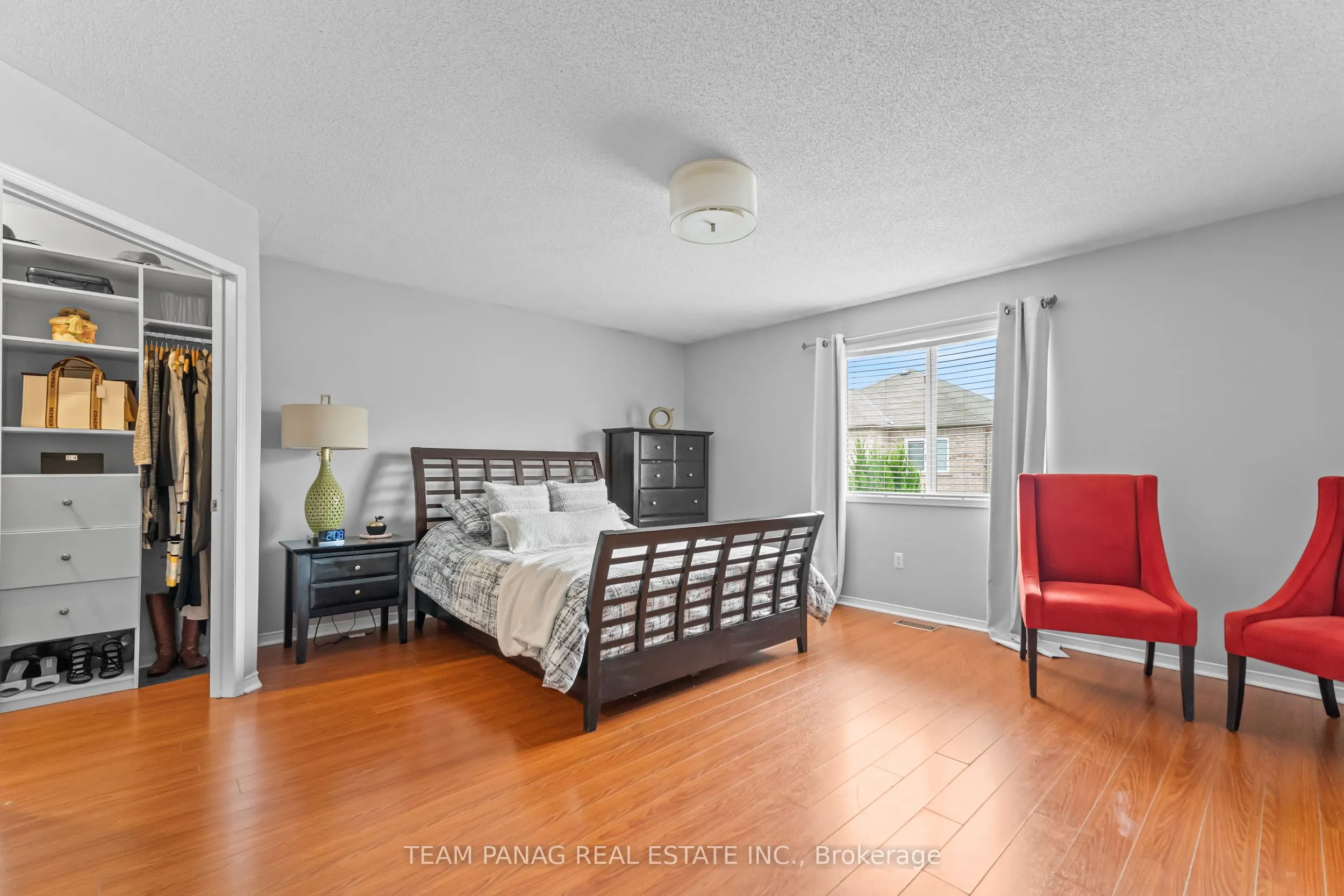 28 Charleswood Circle