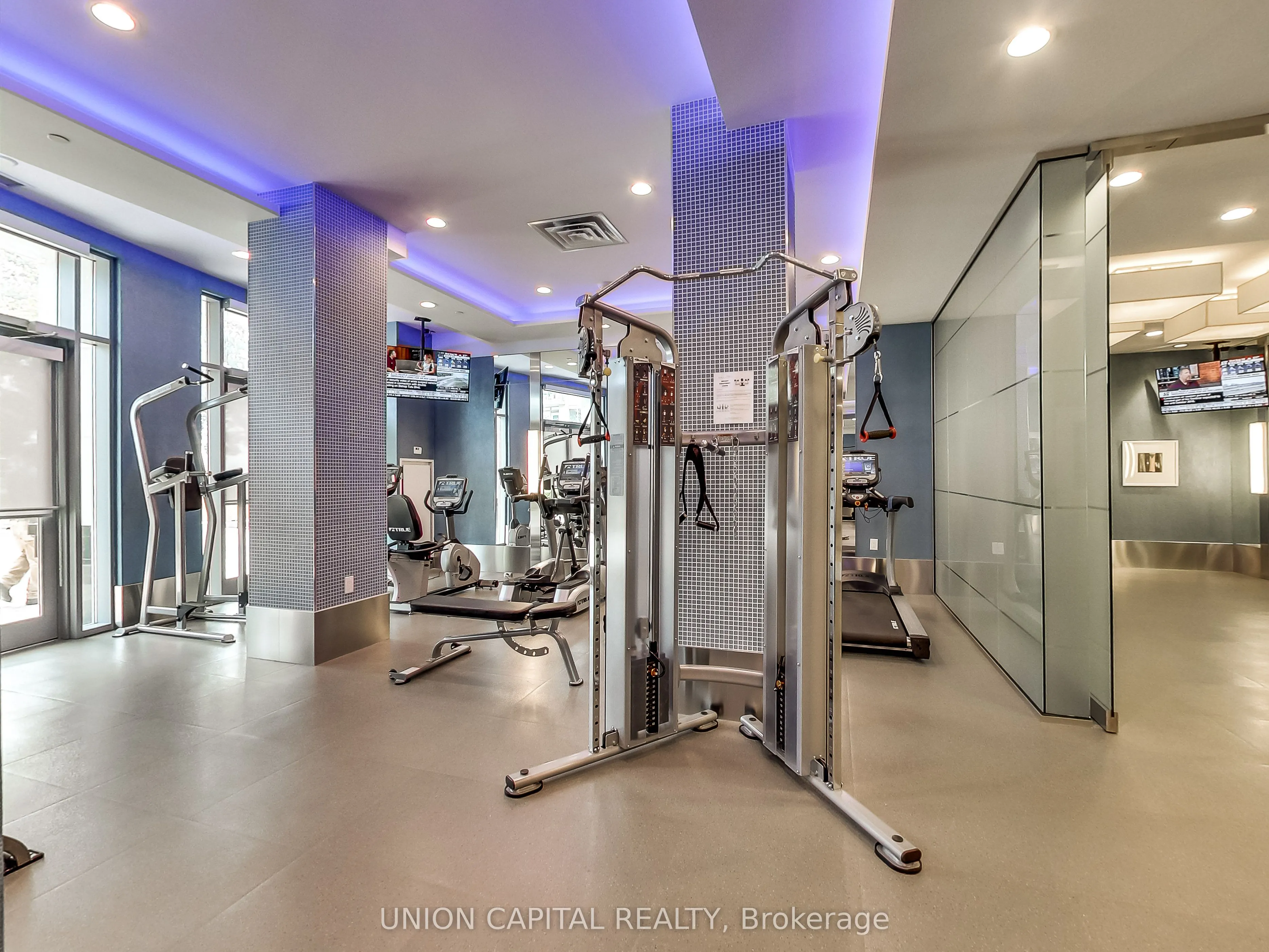 3500 Lakeshore Road W, #525