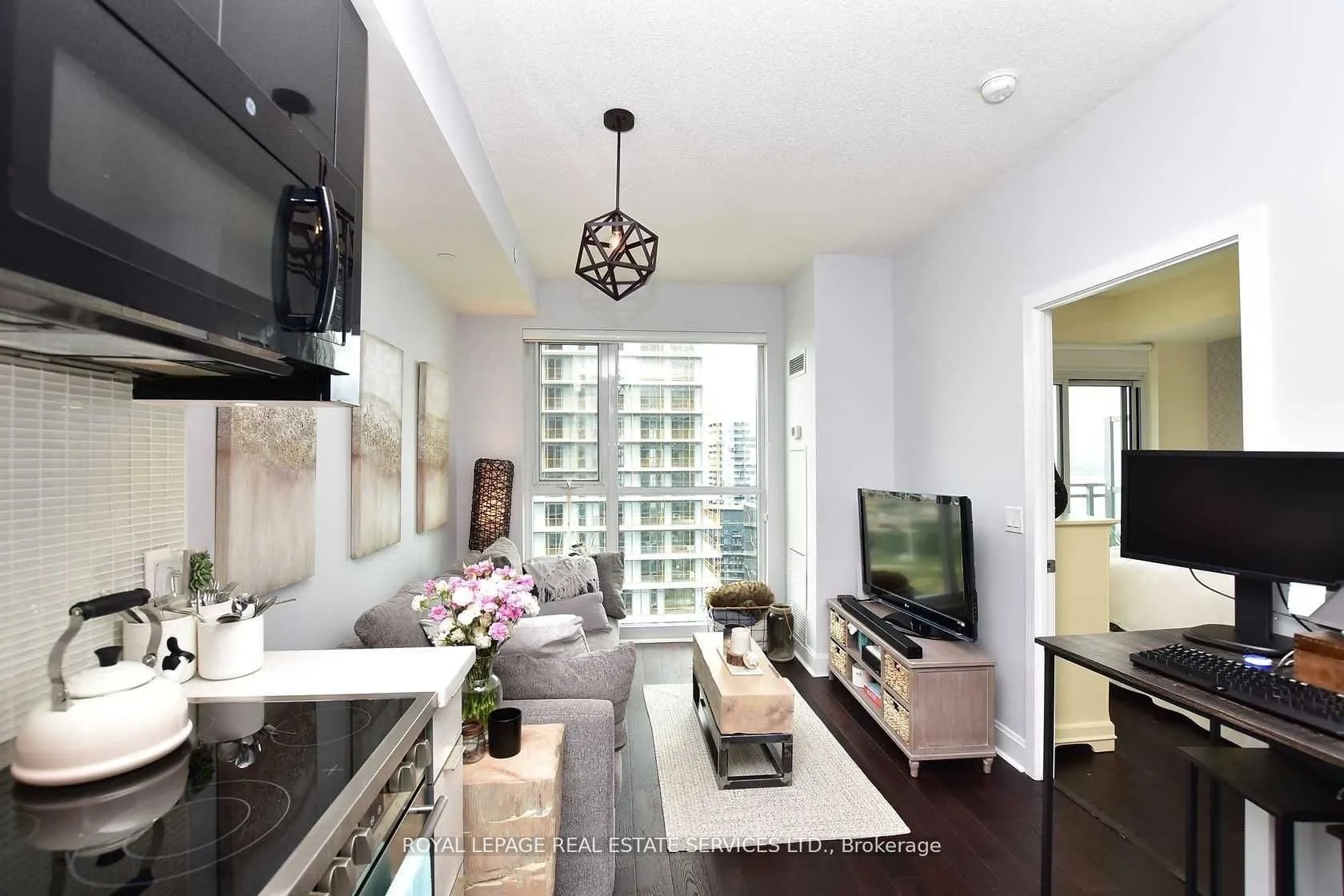 33 Shore Breeze Drive, #2506