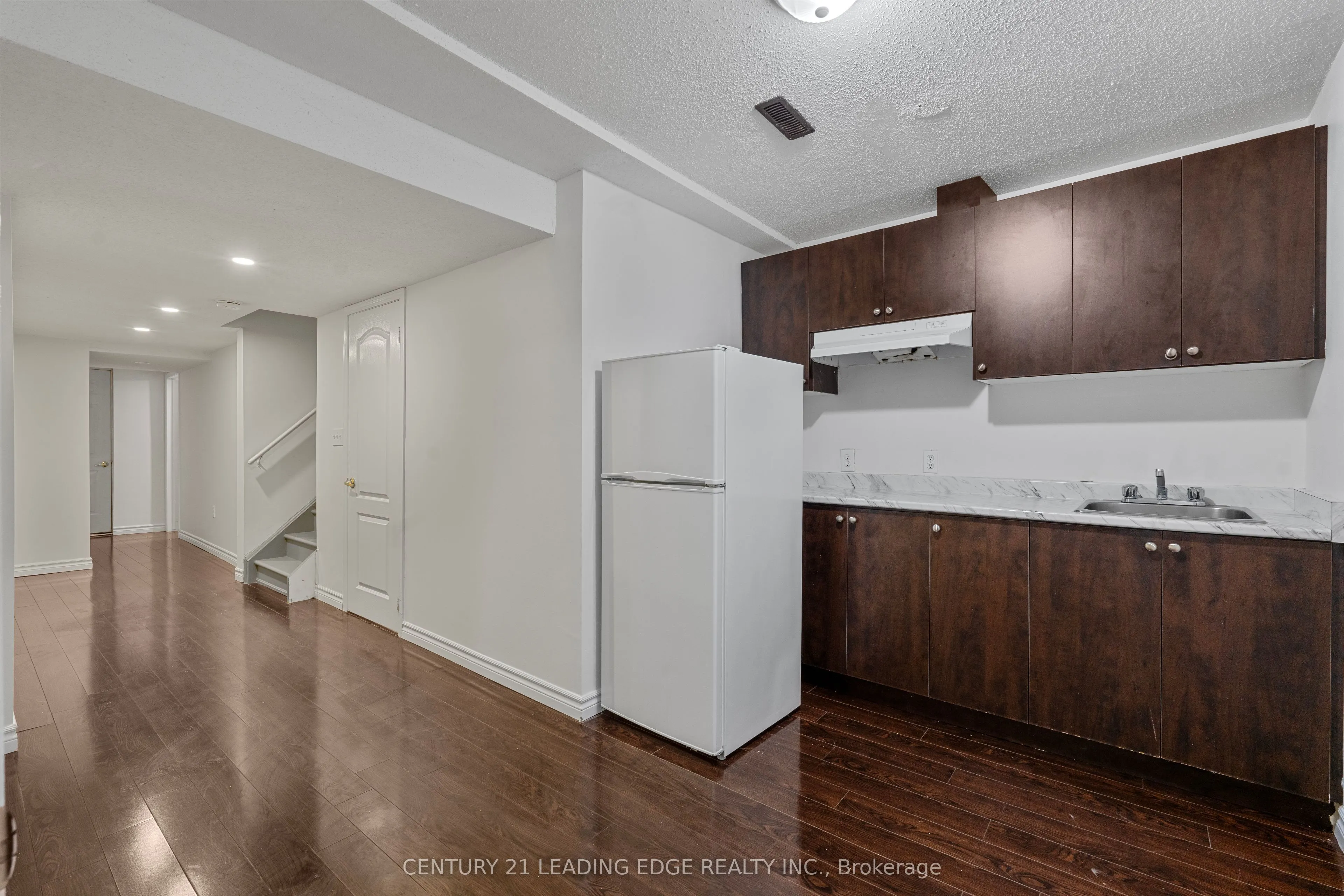 1339 Brandon Terrace