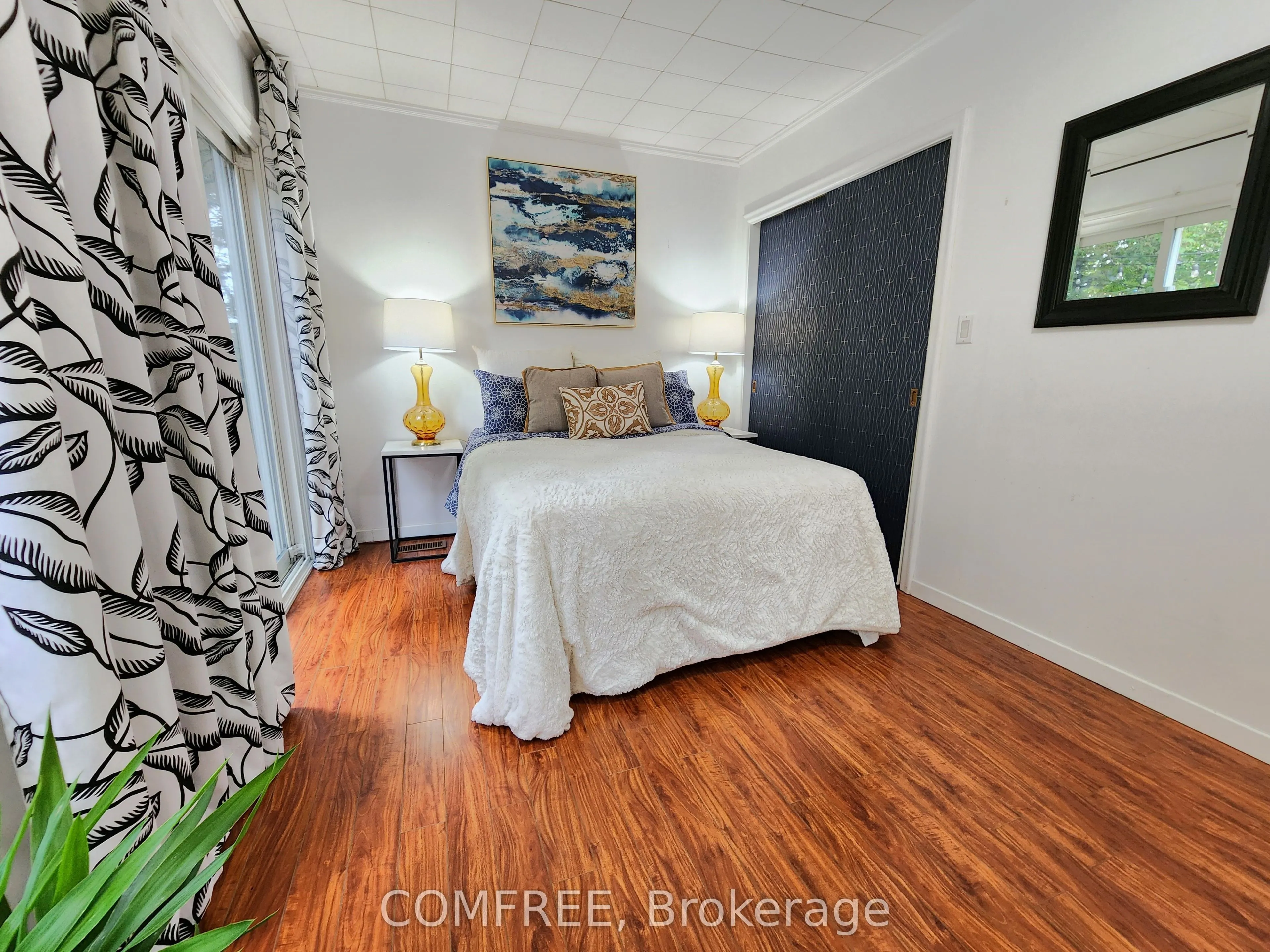 1089 Meredith Avenue