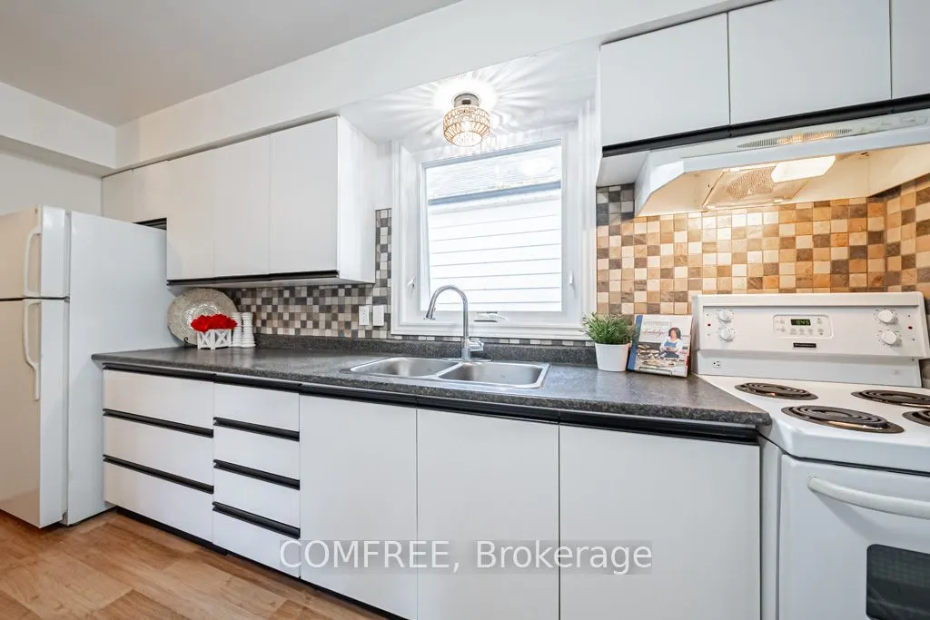 1089 Meredith Avenue