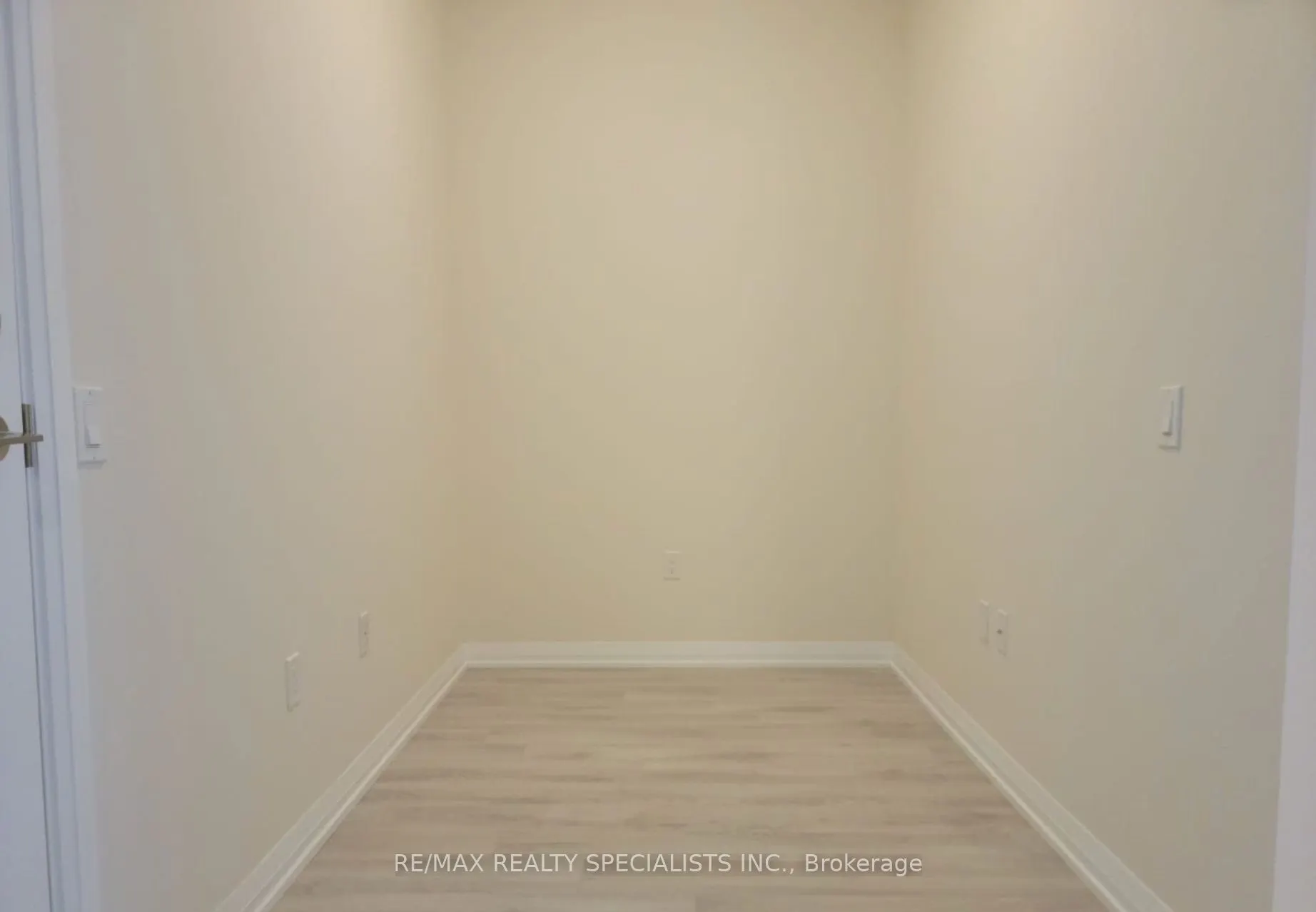 35 Watergarden Drive, #716