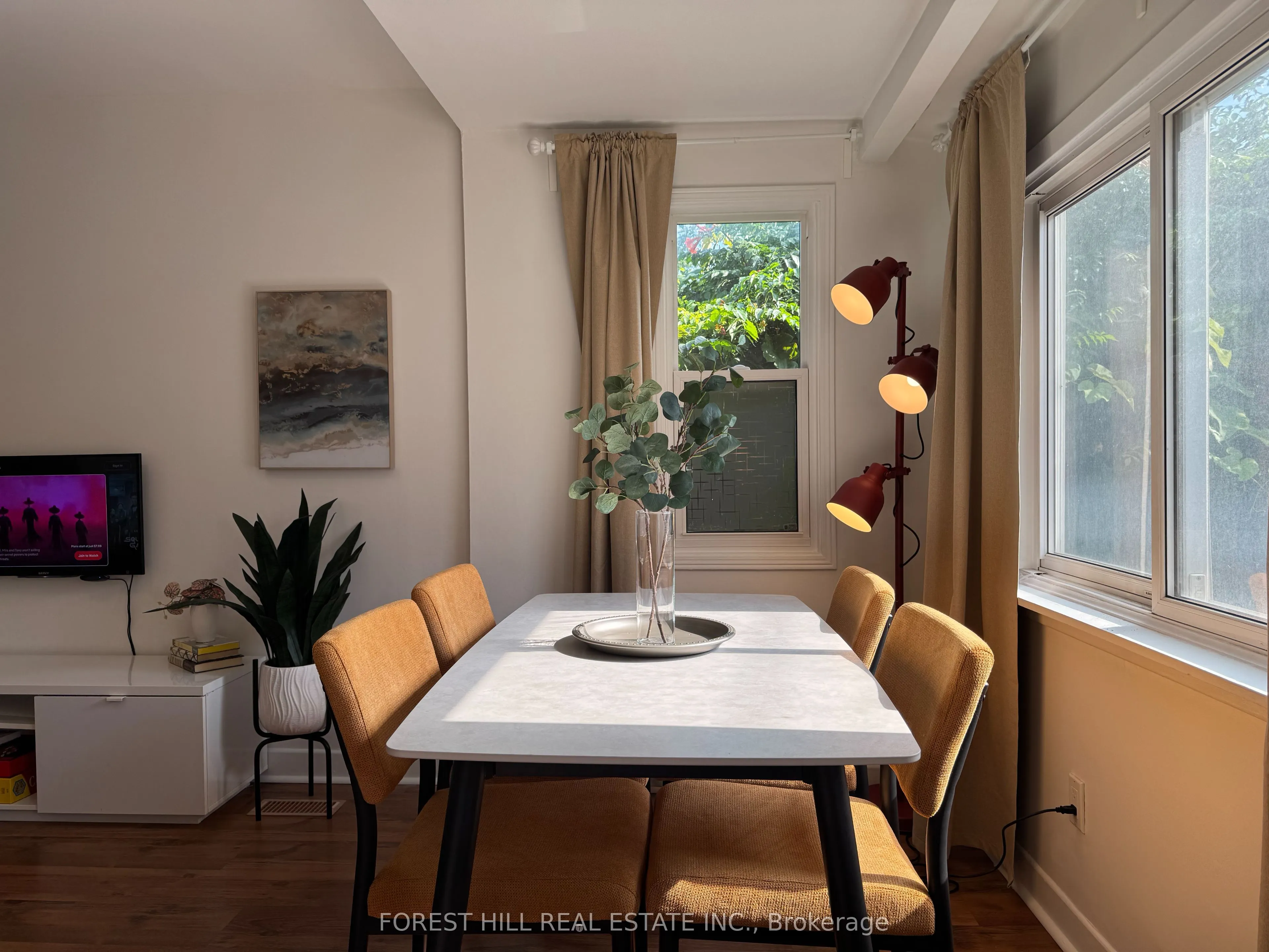 325 Westmoreland Avenue N