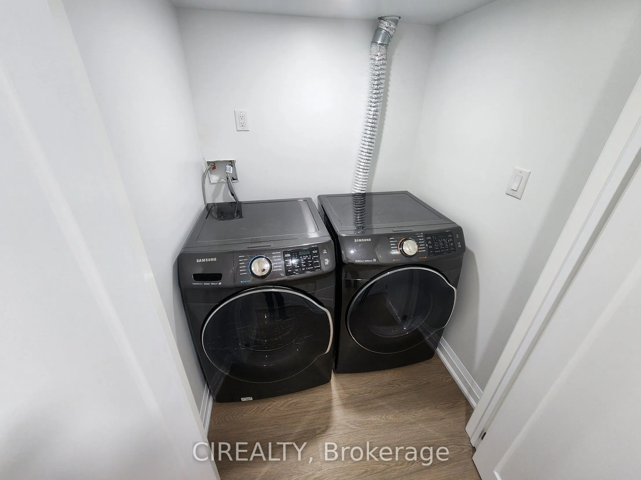 268 Bonnieglen Boulevard